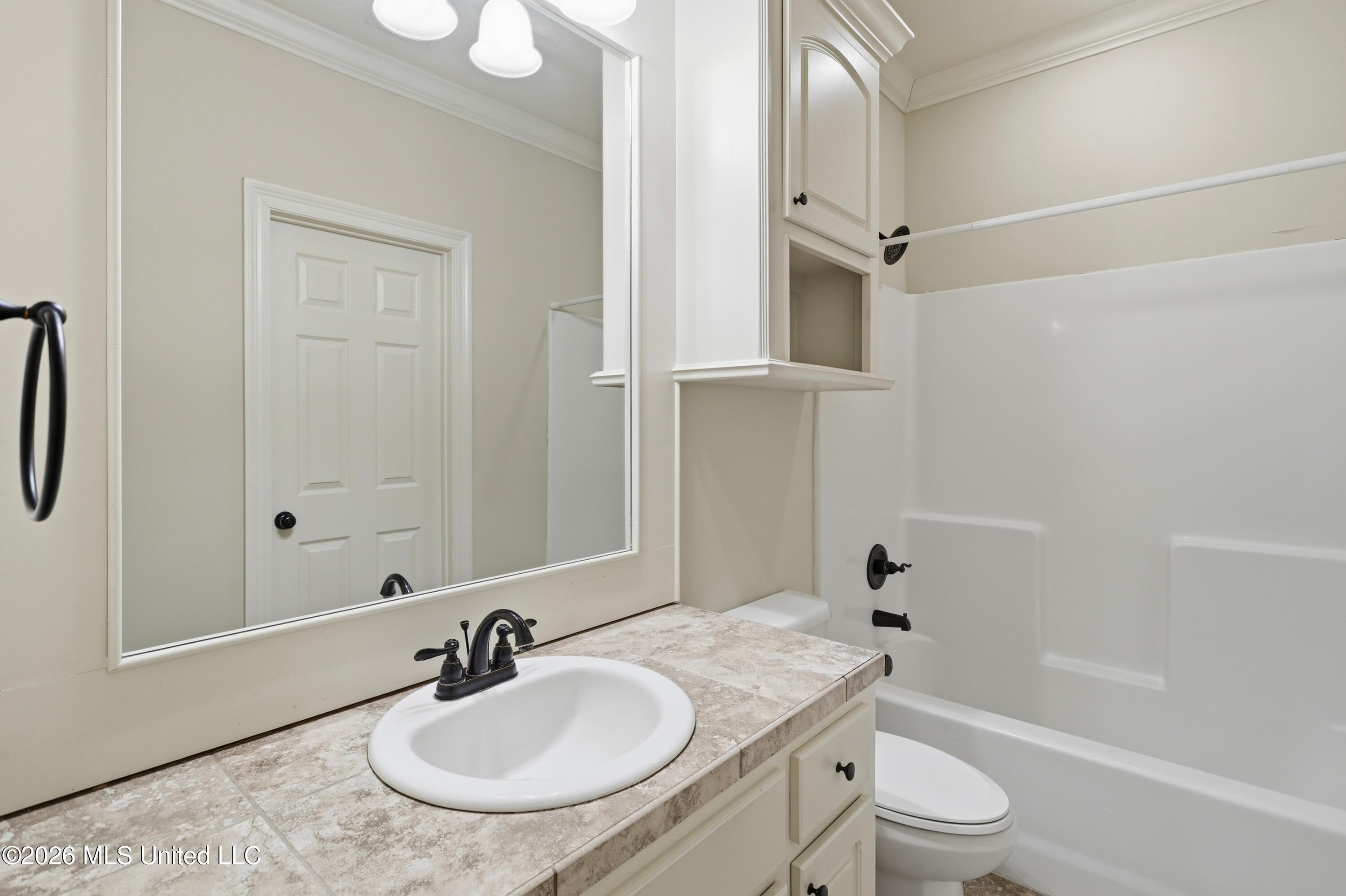 119 Camden Crossing Property Photo 29