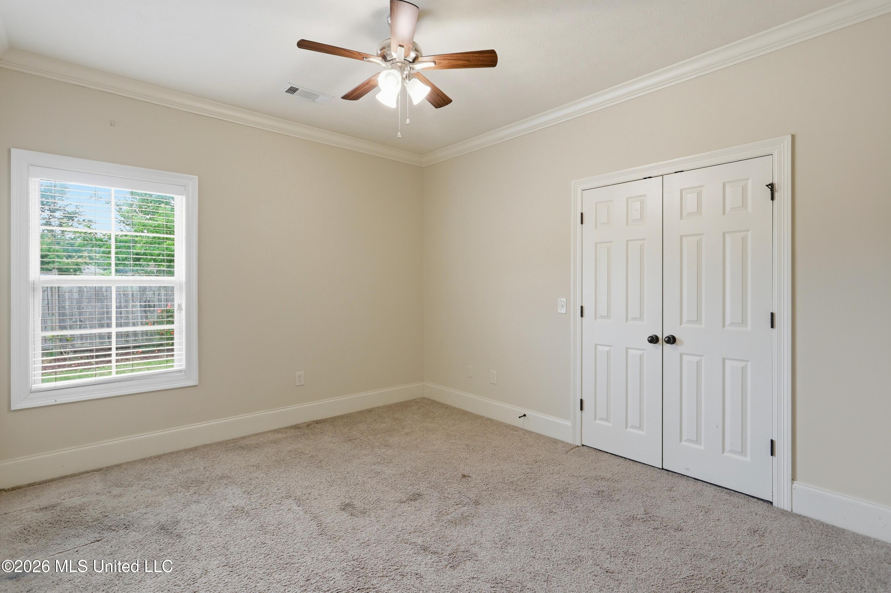 119 Camden Crossing Property Photo 33