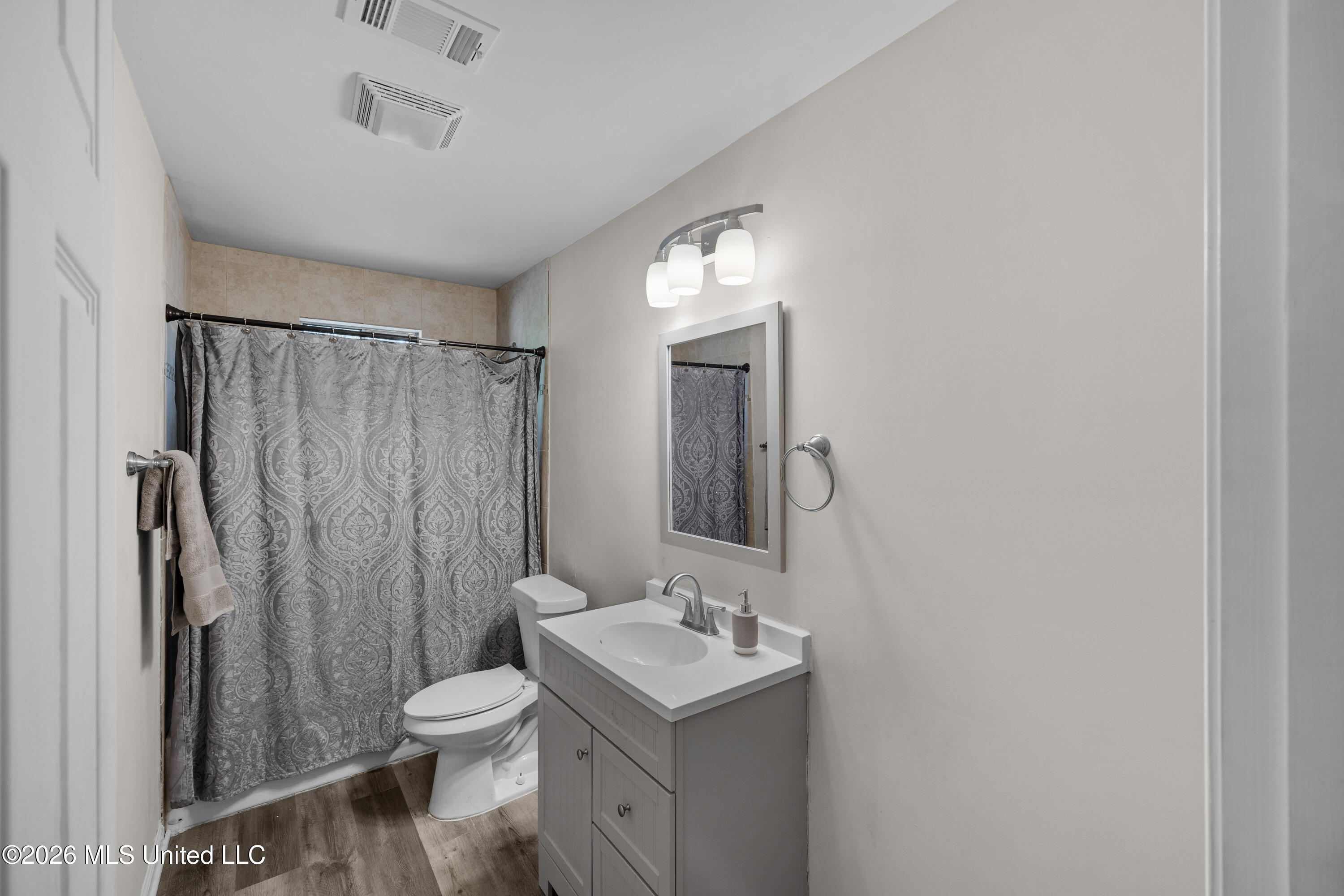 1208 Cooper Road Property Photo 14