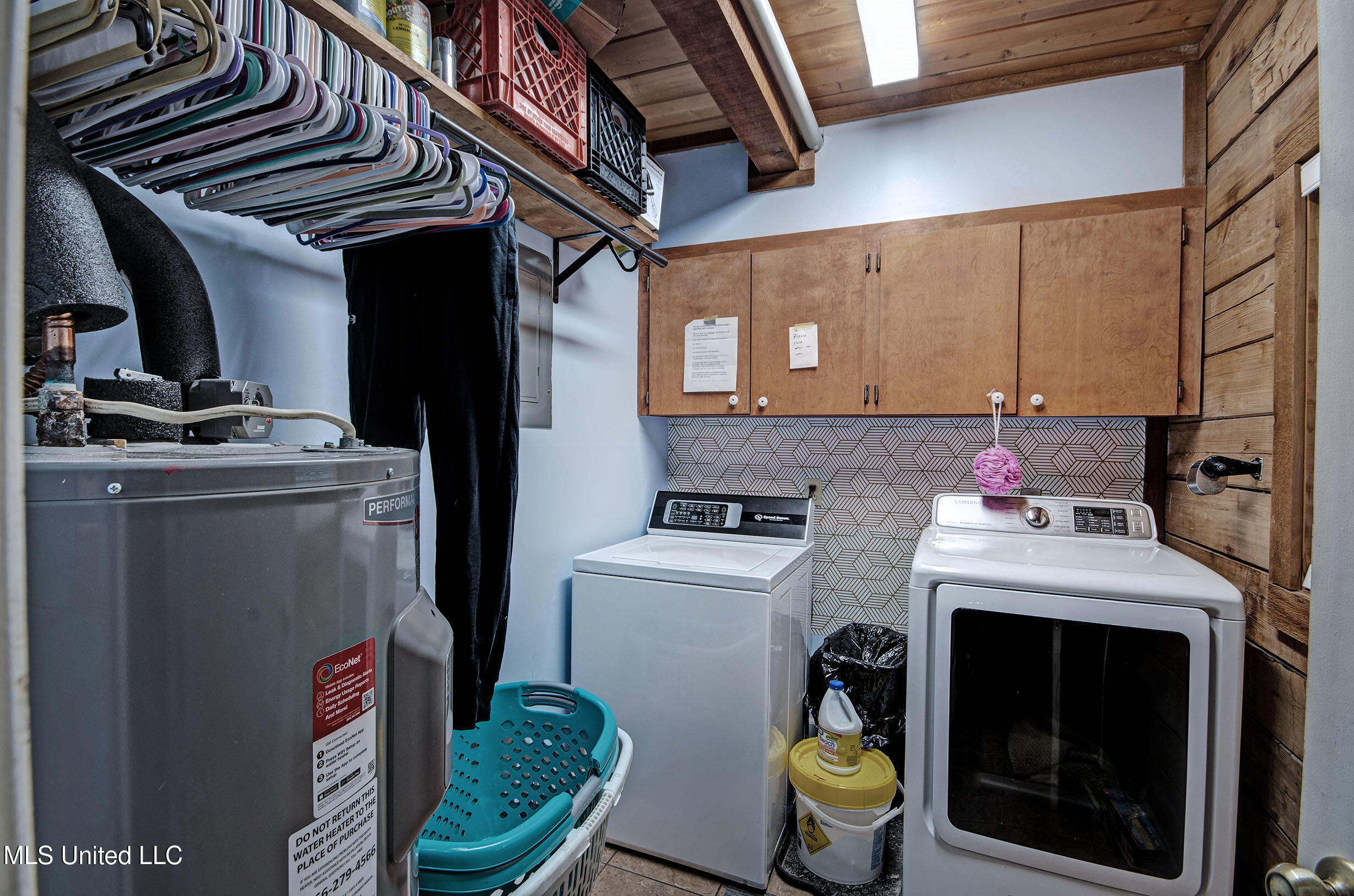 407 Warwick Road Property Photo 22