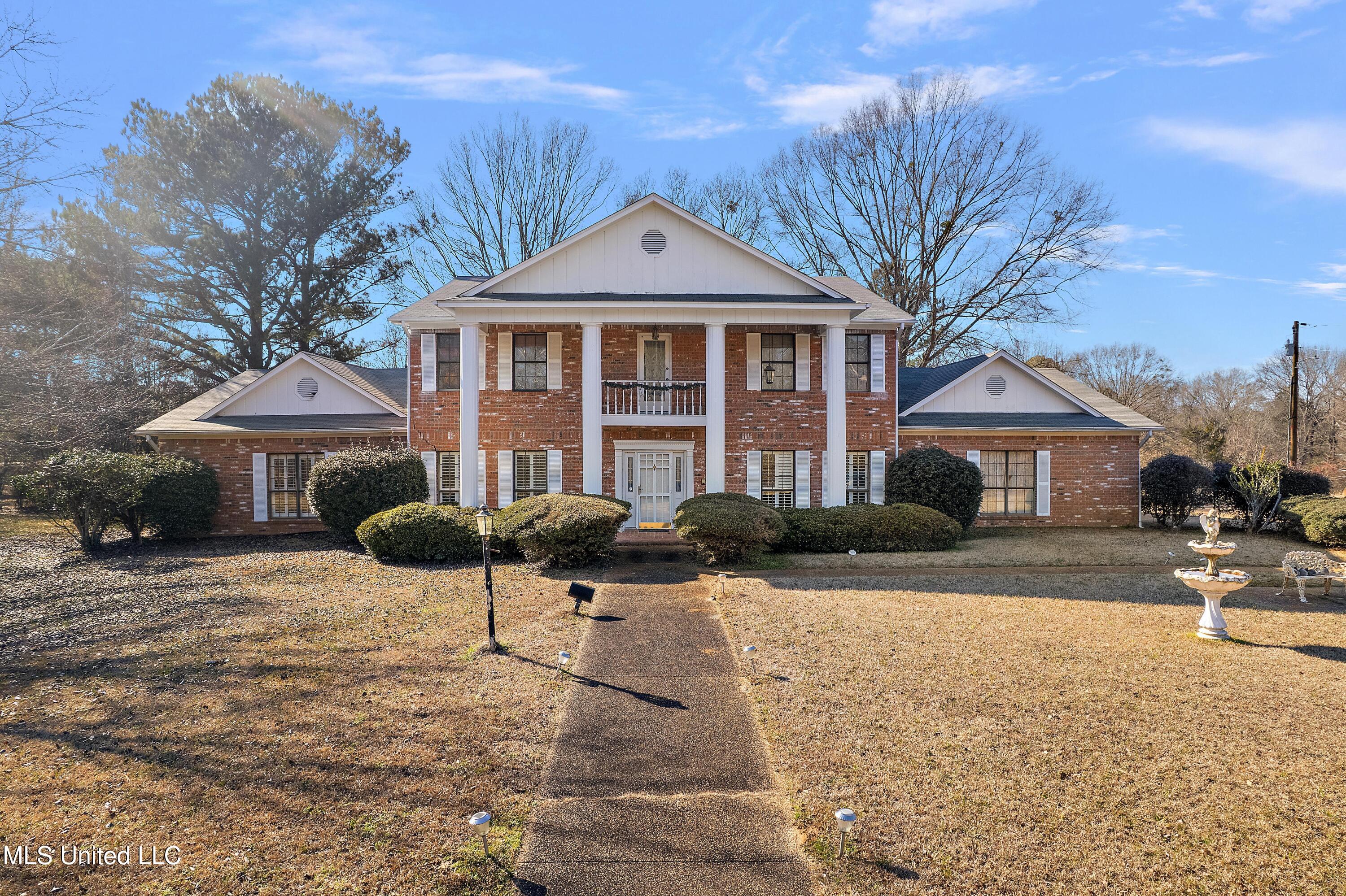 4109 Henderson Road Property Photo 1