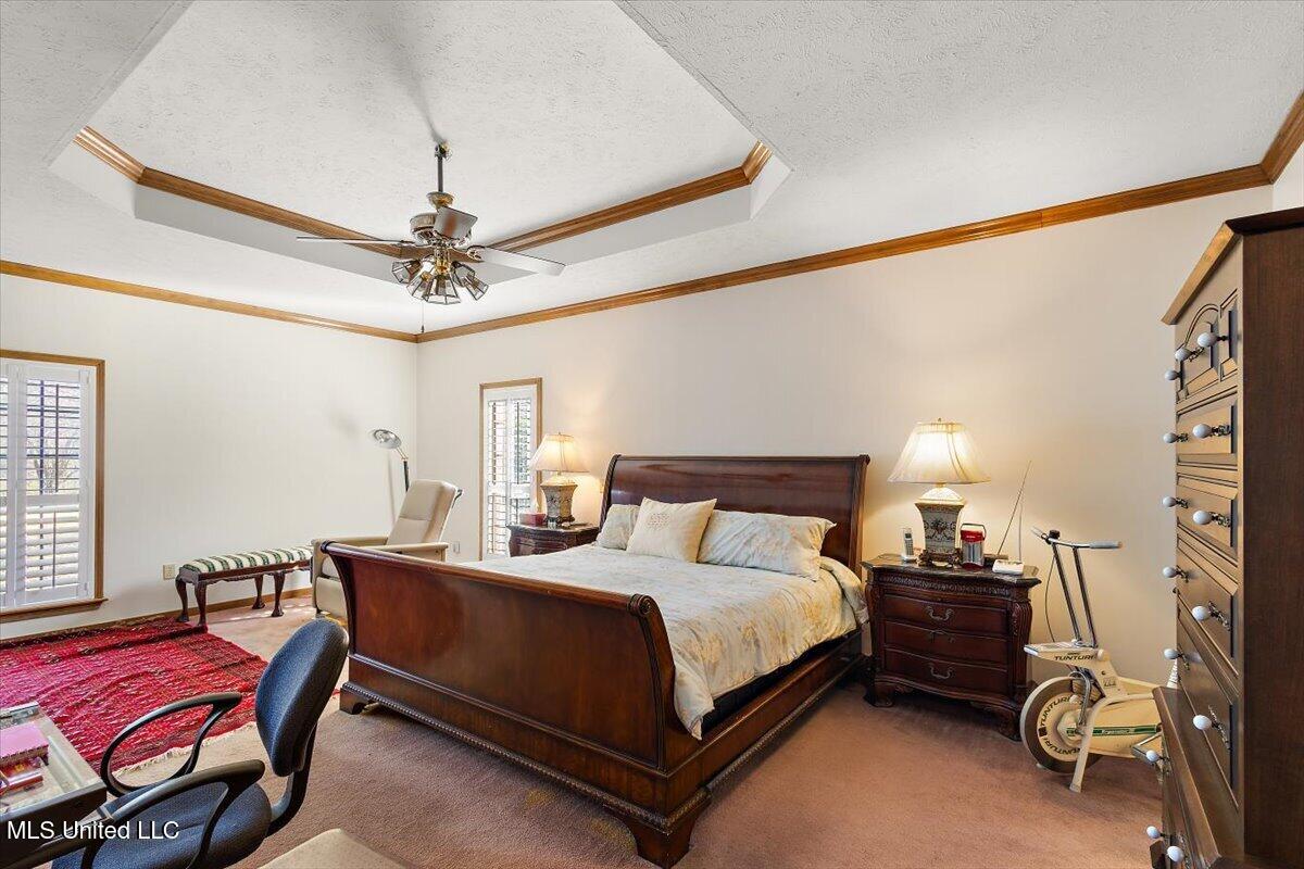 4109 Henderson Road Property Photo 11