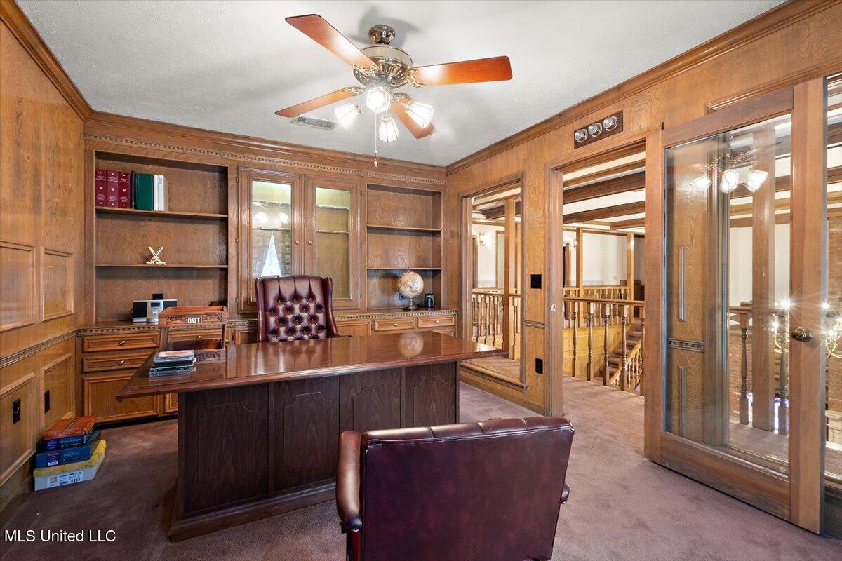 4109 Henderson Road Property Photo 18