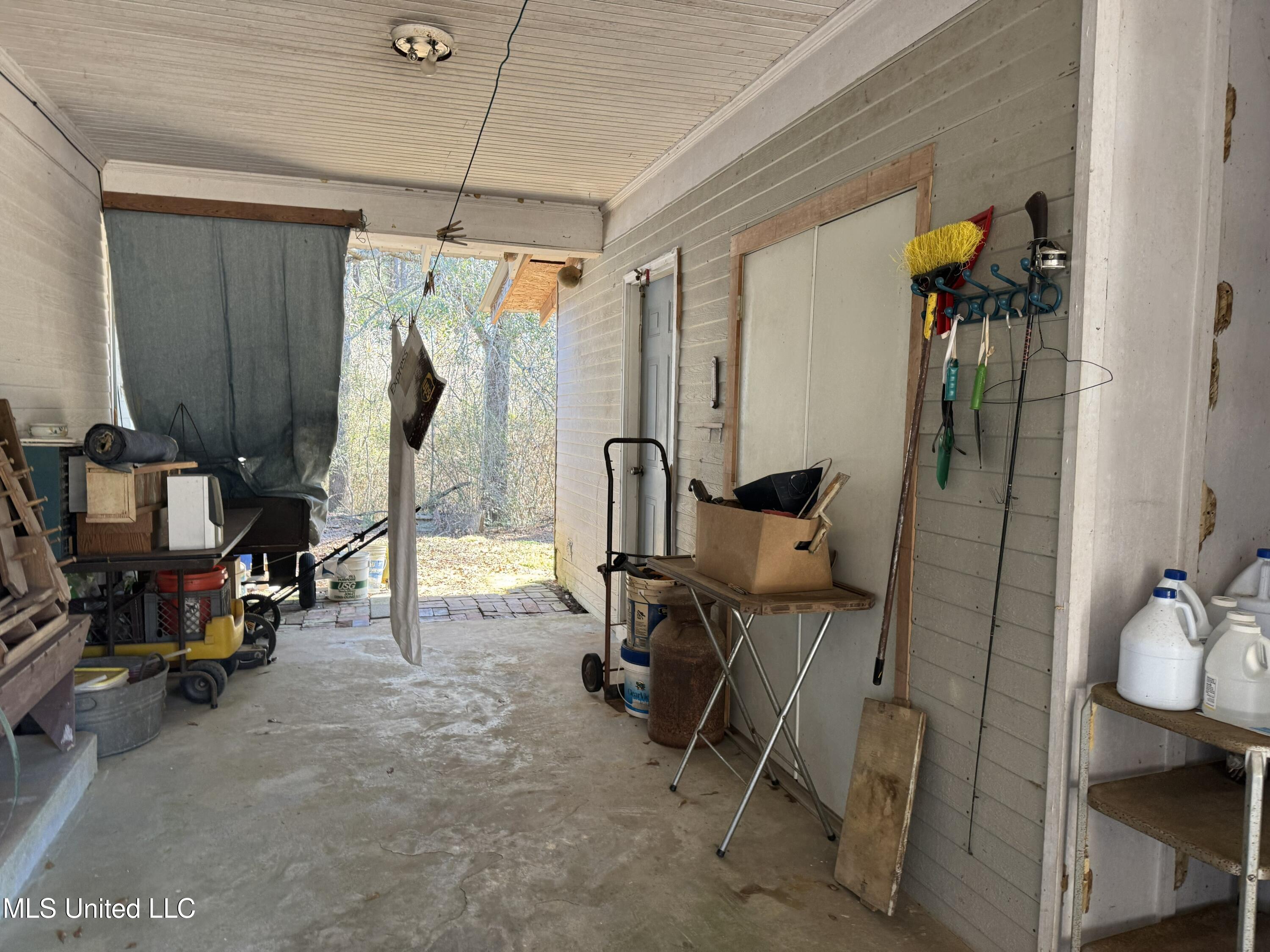 9182 Highway 397 Property Photo 16