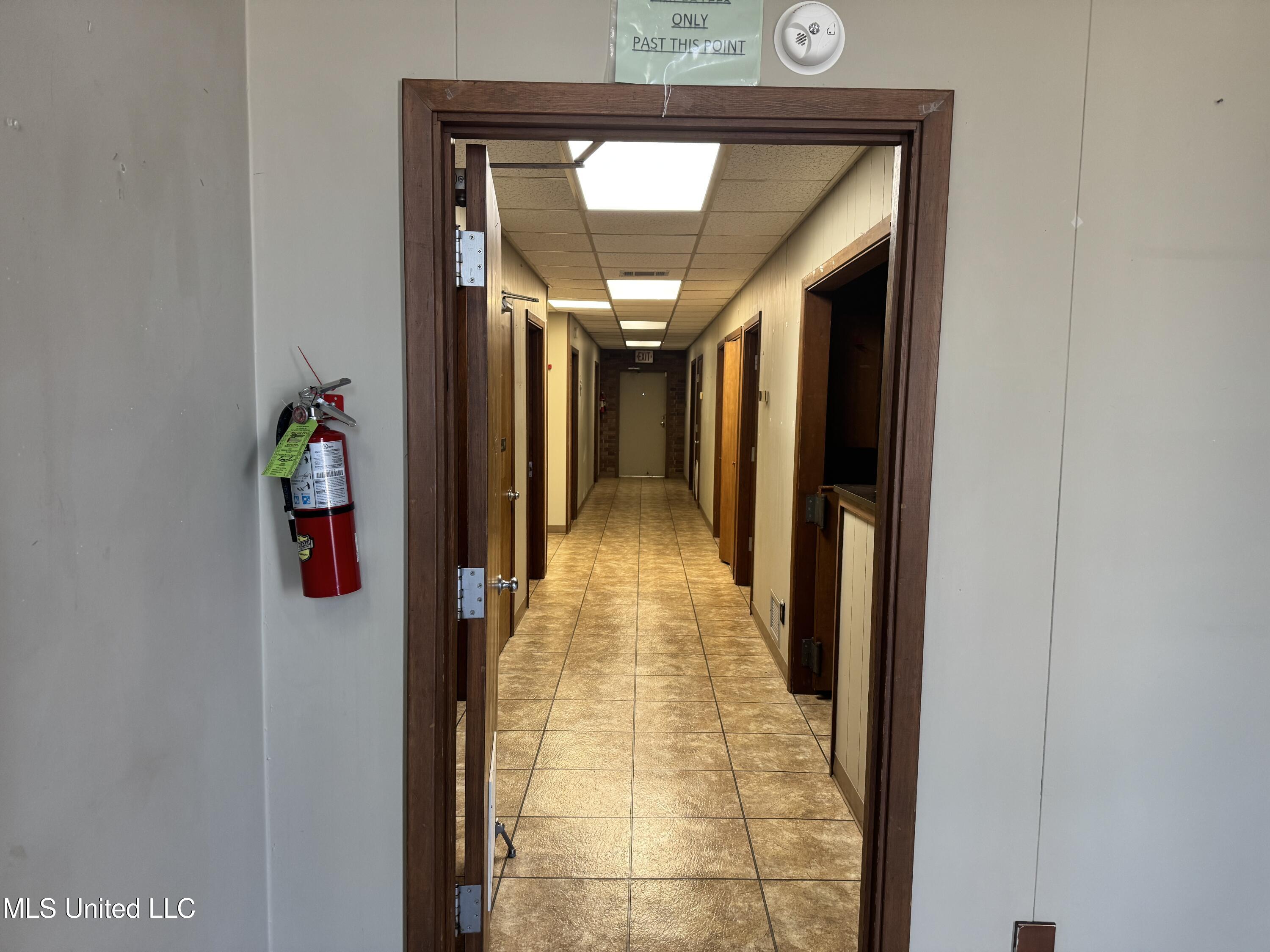 200 Serio Boulevard Property Photo 11