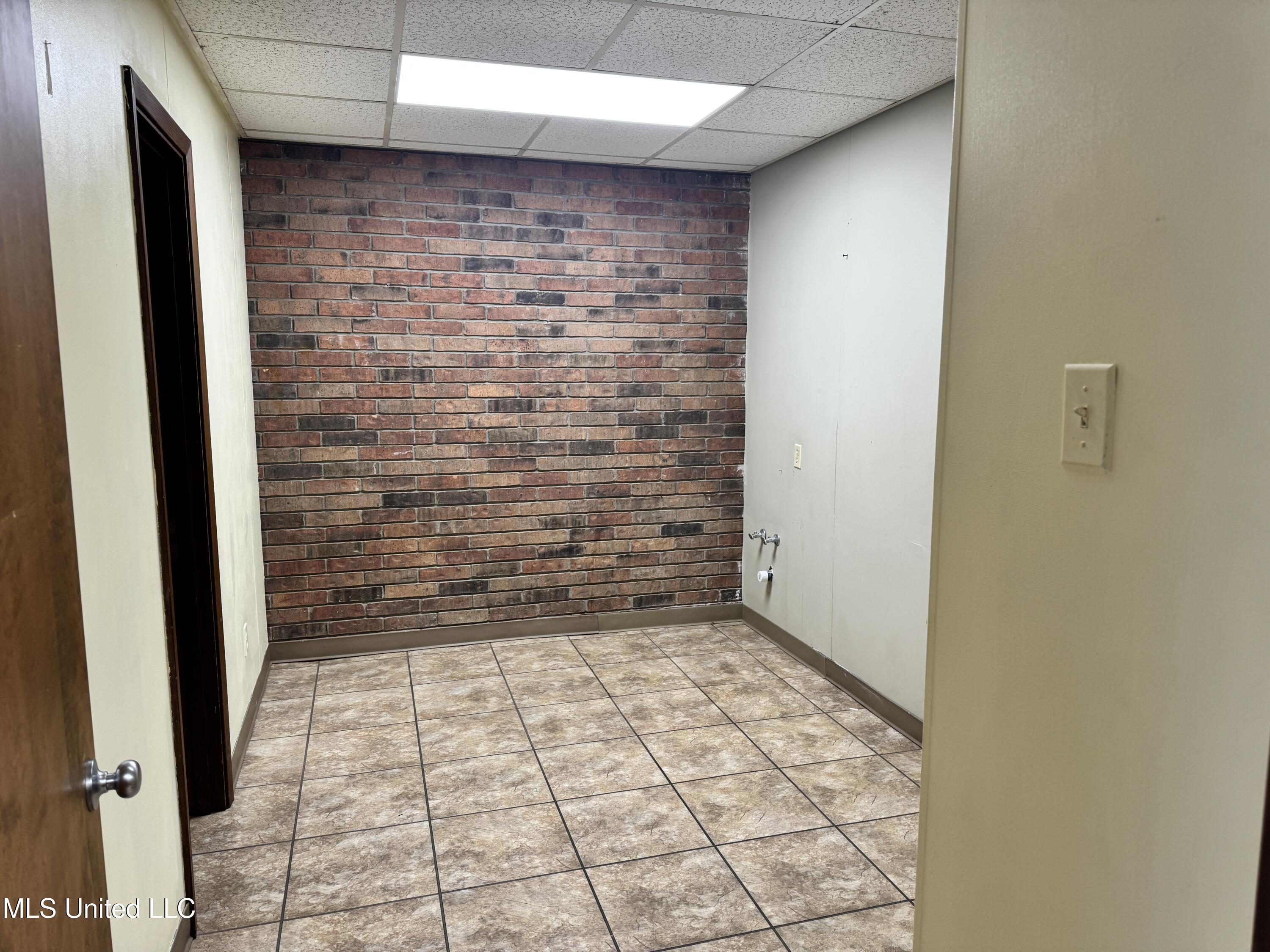 200 Serio Boulevard Property Photo 15