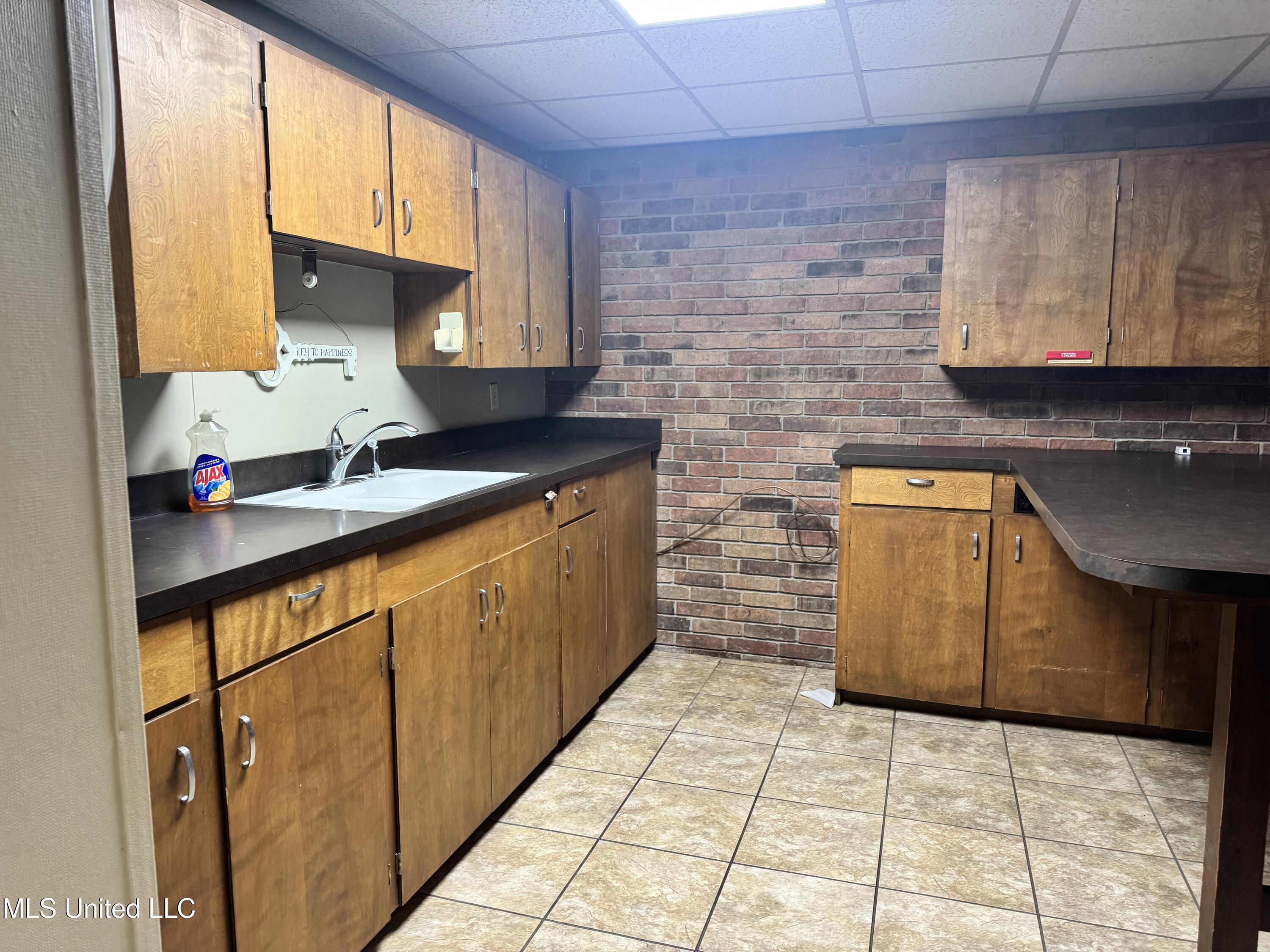 200 Serio Boulevard Property Photo 20