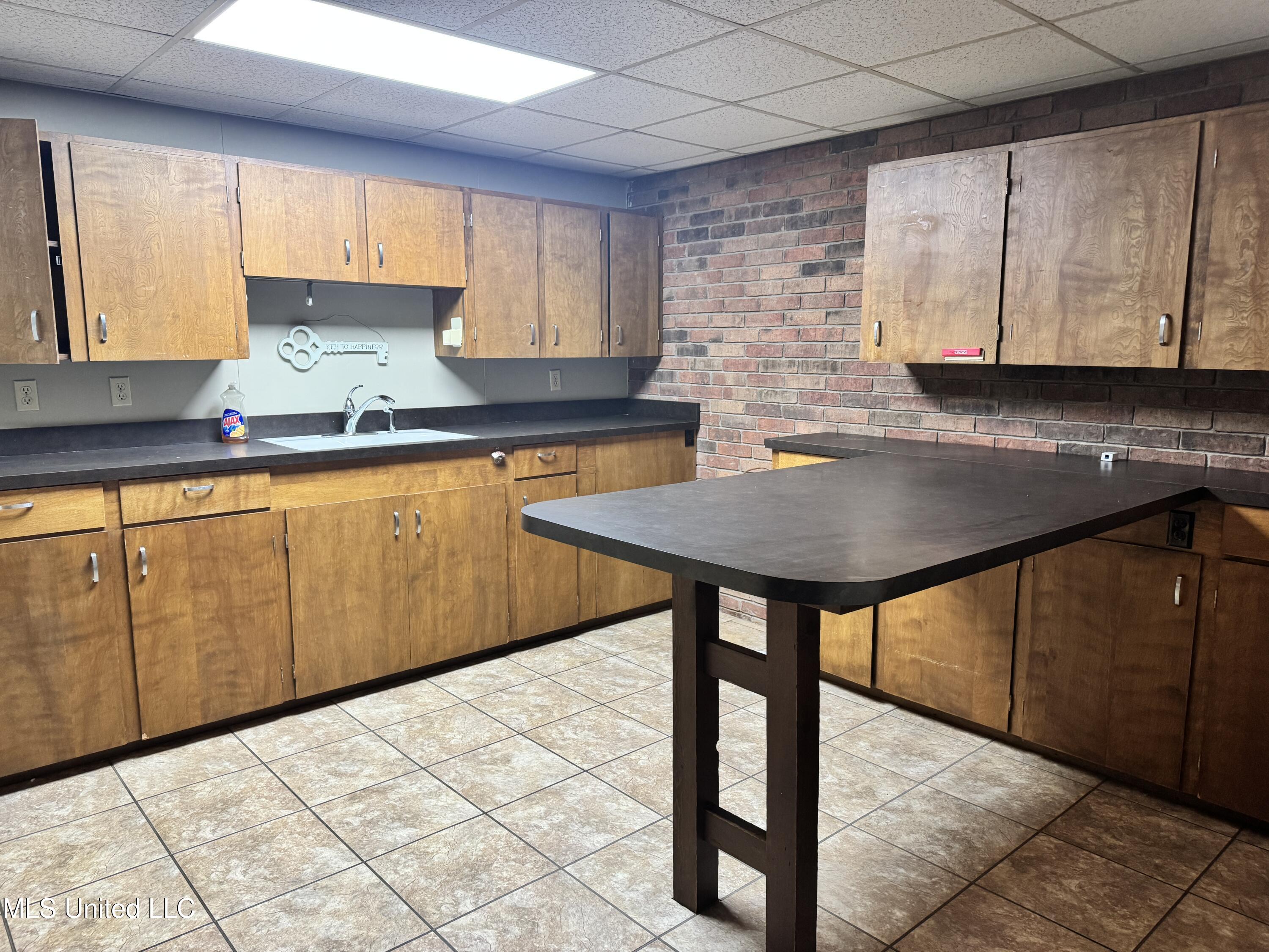 200 Serio Boulevard Property Photo 22
