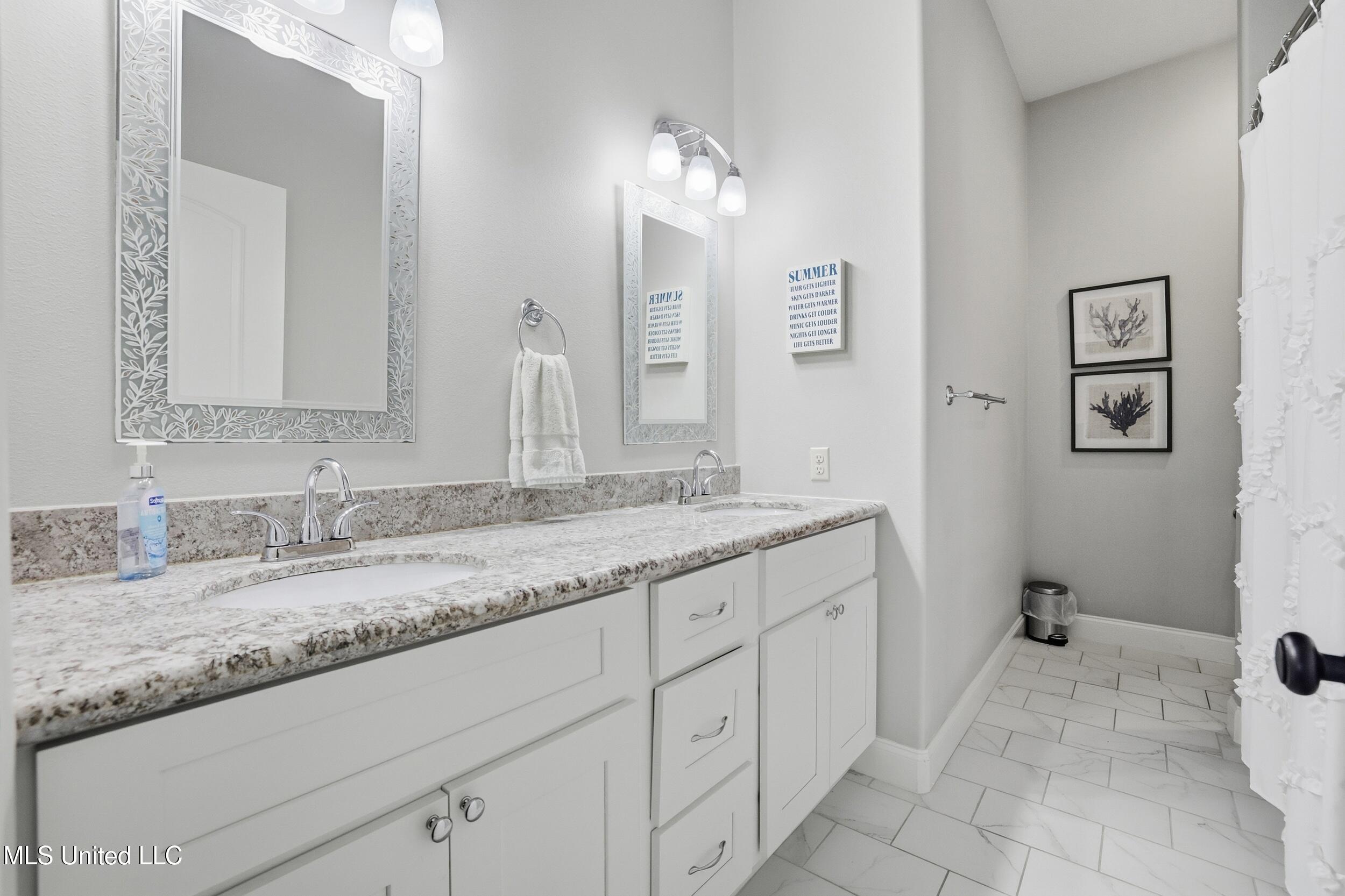 123 Helen Drive Property Photo 20
