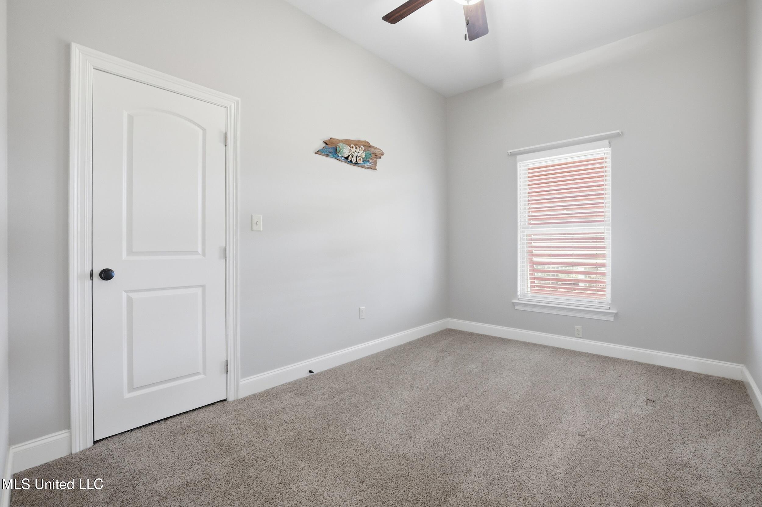 123 Helen Drive Property Photo 22