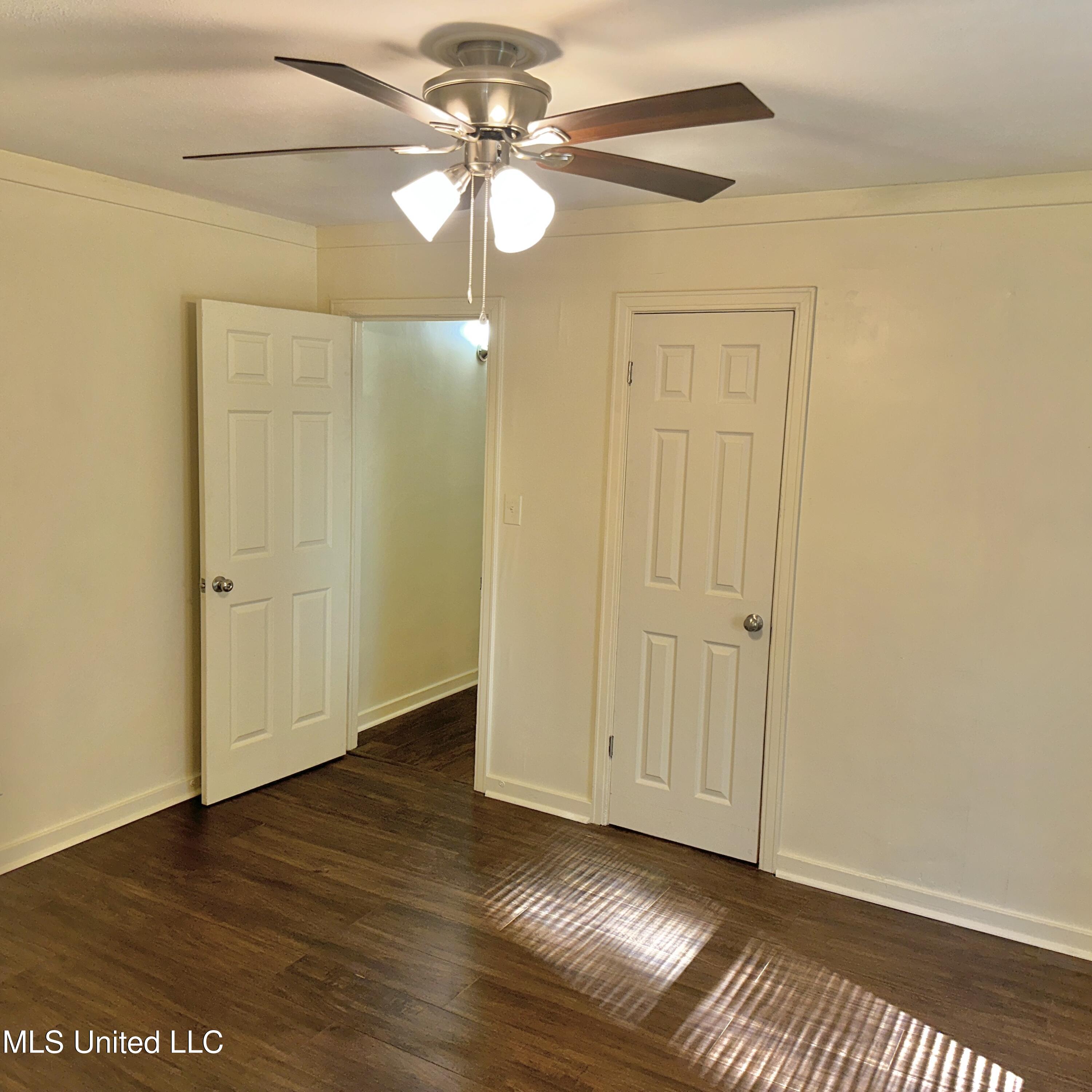359 Cummins Street Property Photo 16