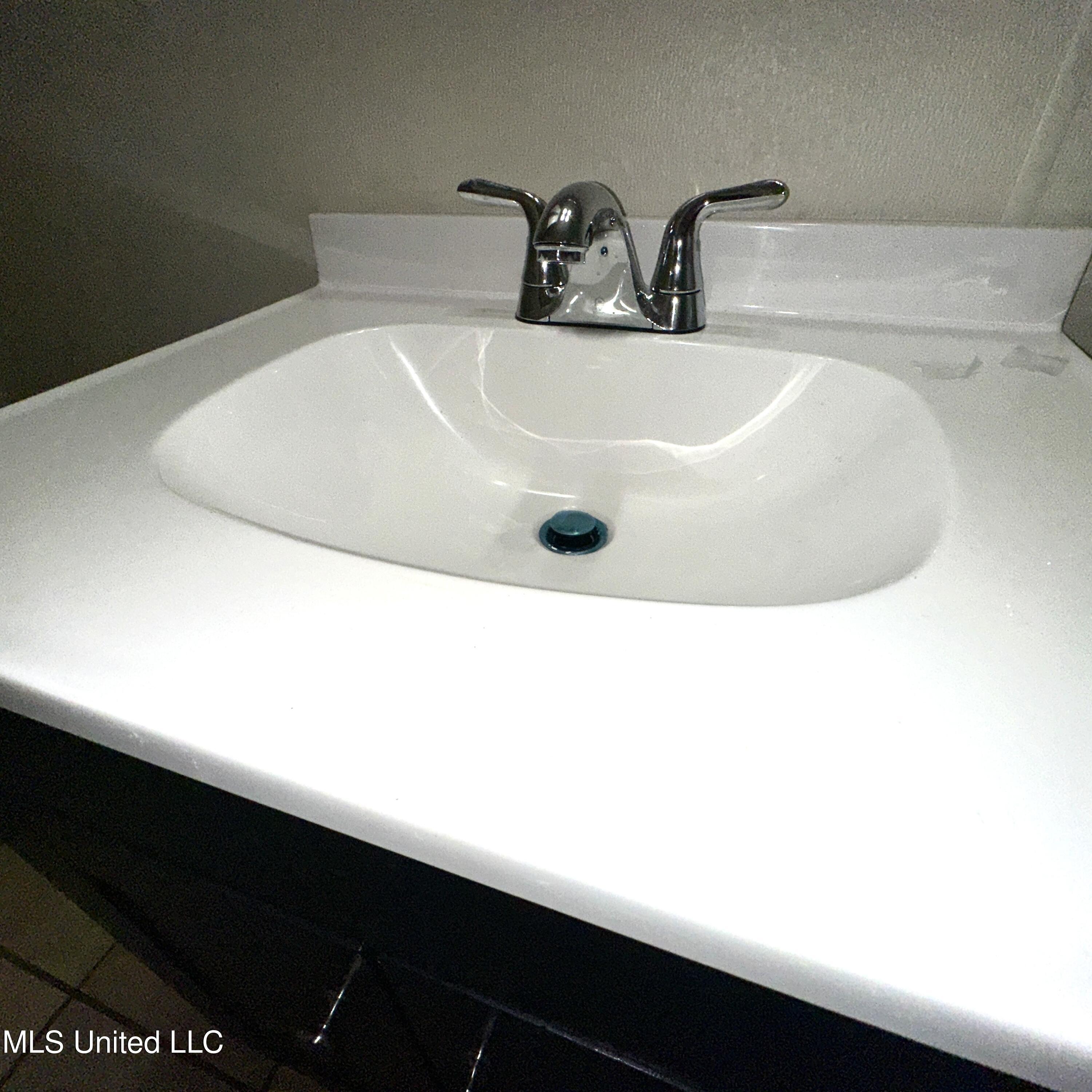 359 Cummins Street Property Photo 22