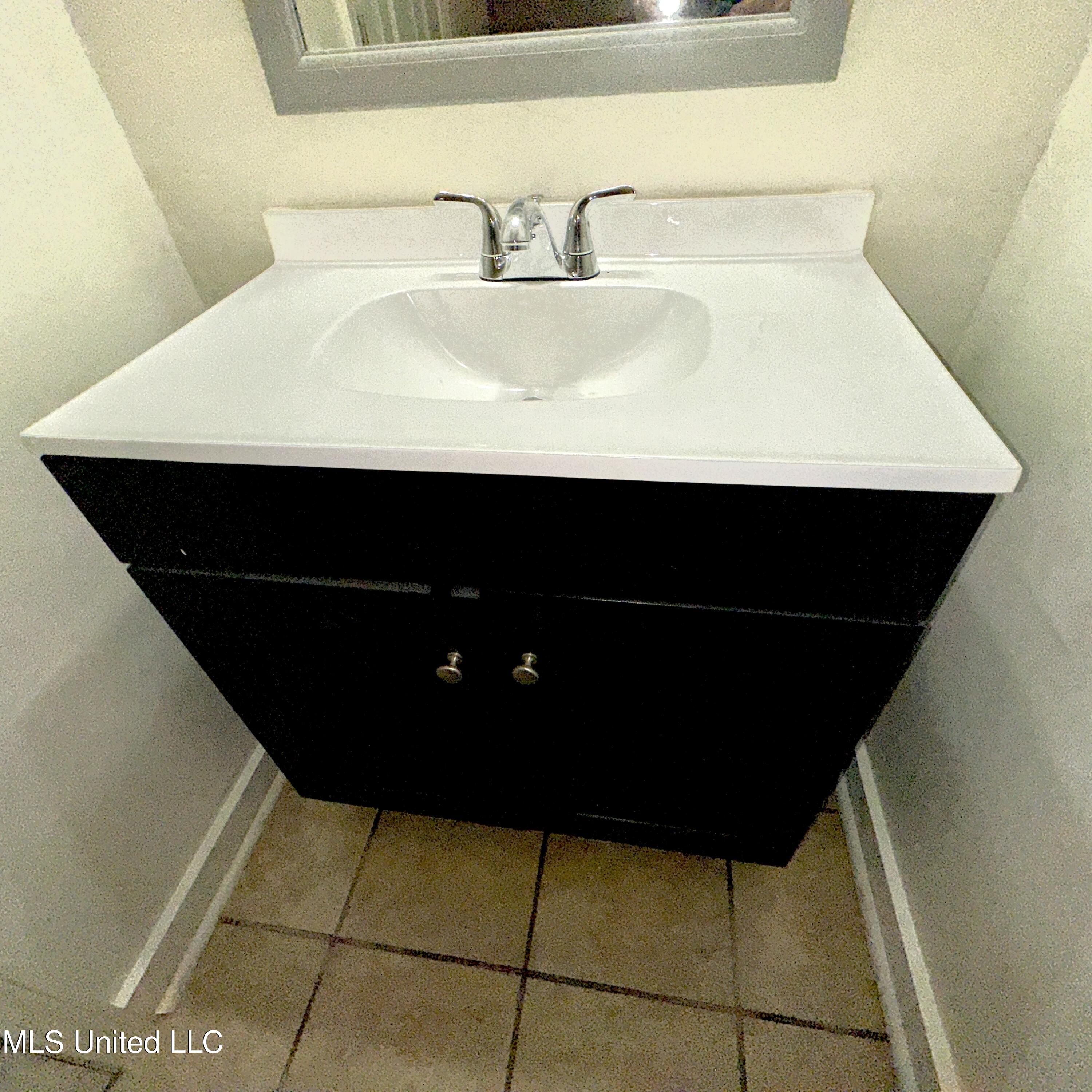 359 Cummins Street Property Photo 30