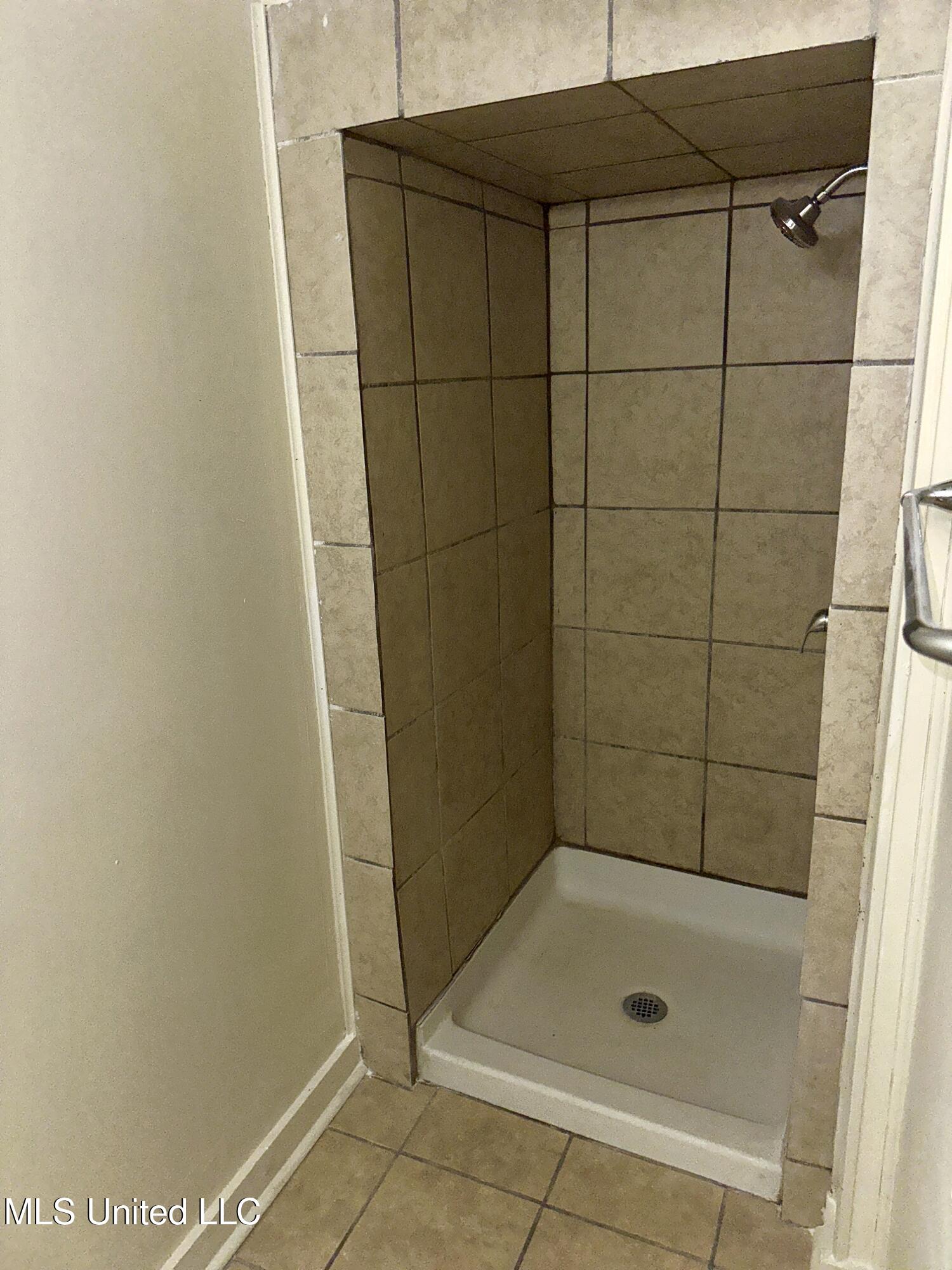 359 Cummins Street Property Photo 32