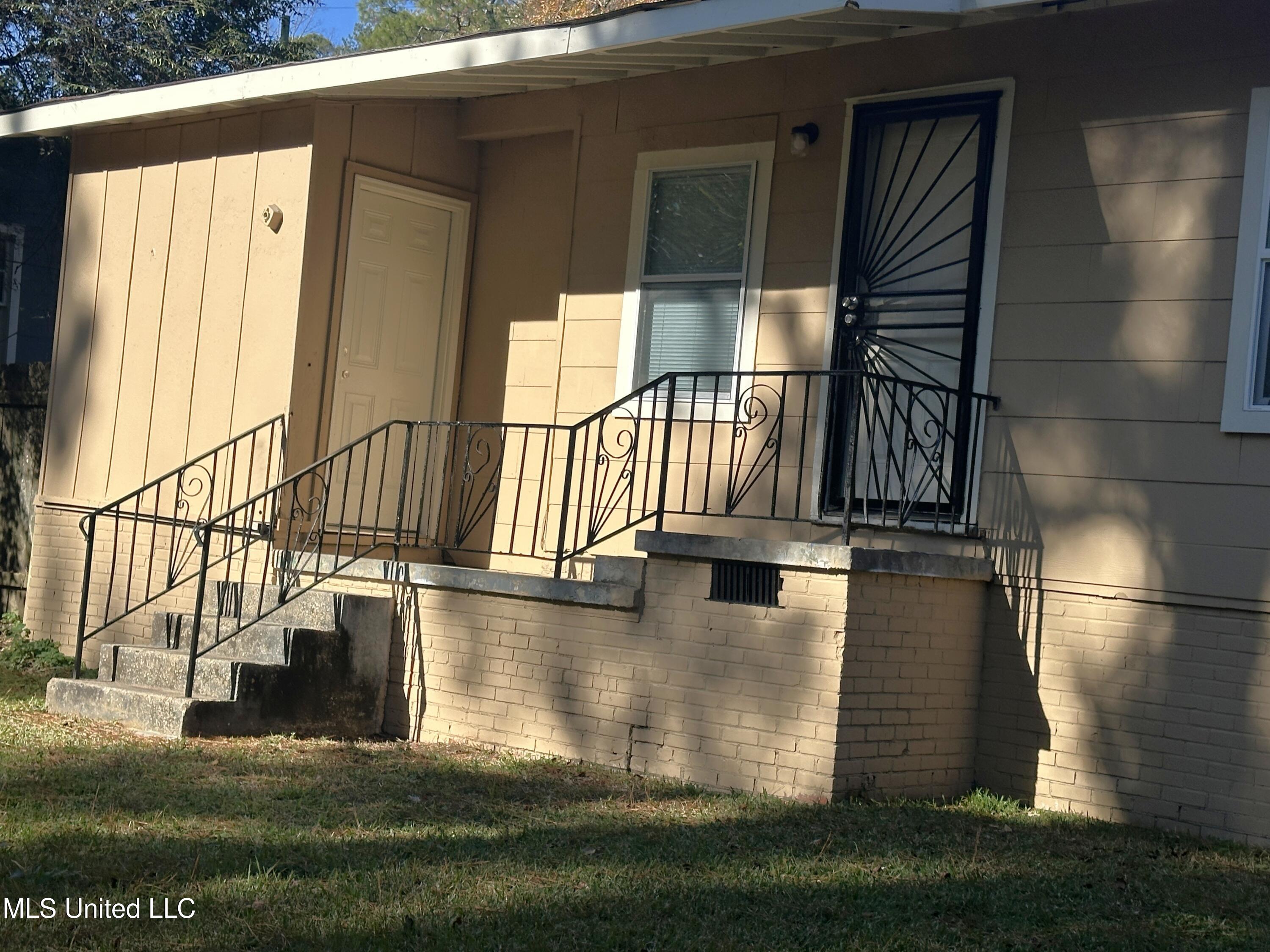 359 Cummins Street Property Photo 38