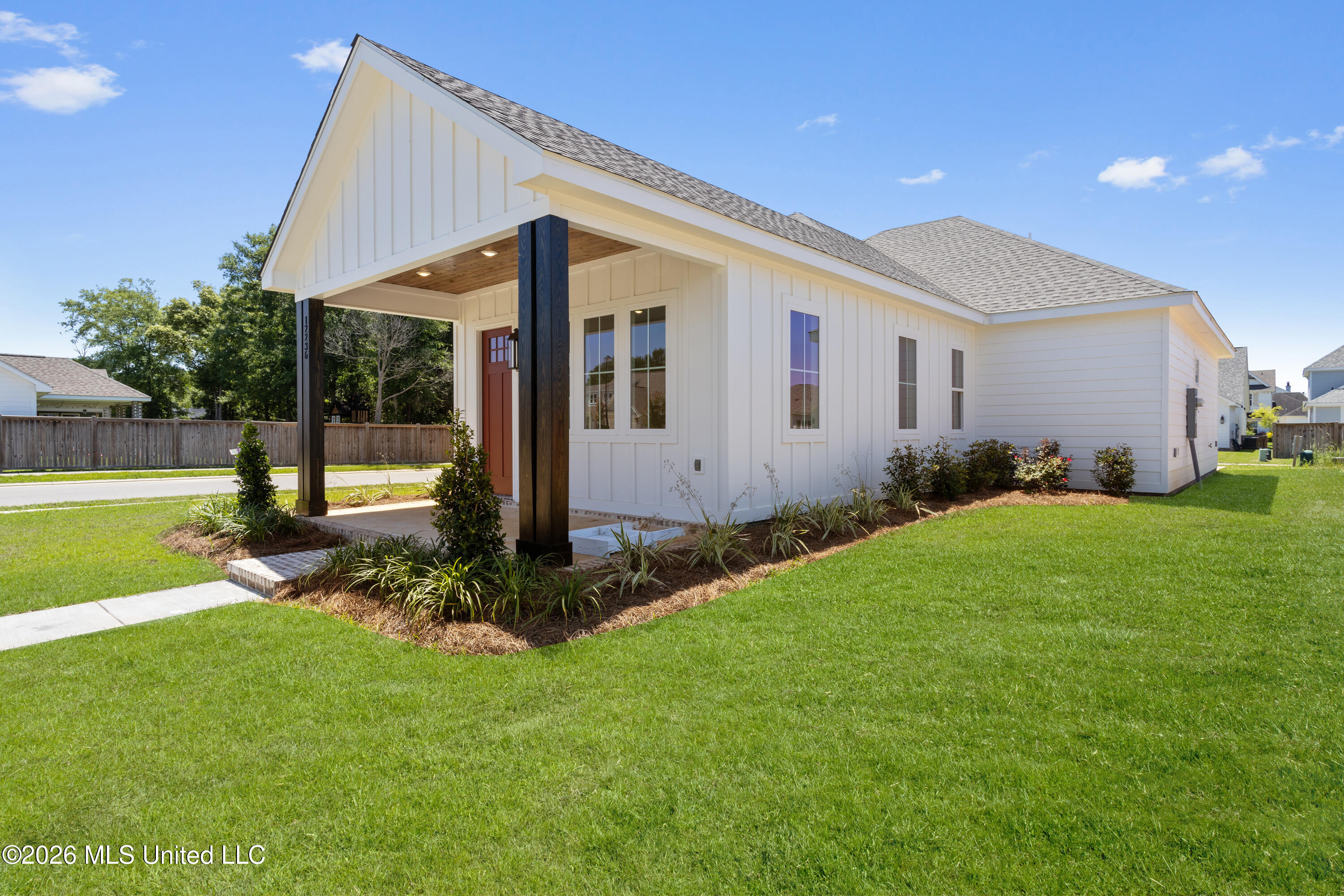 12236 Artisan Green Boulevard Property Photo 5