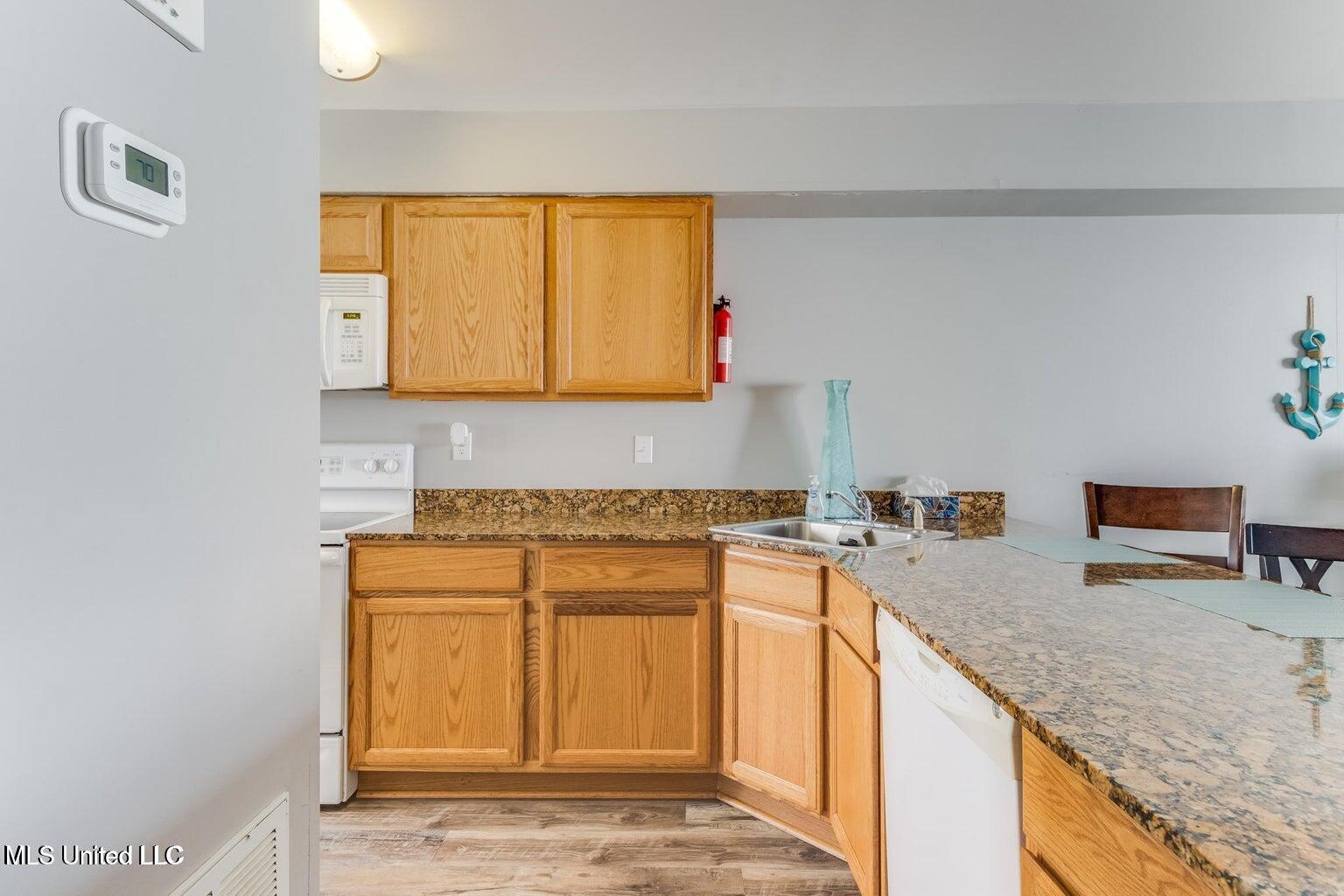 1664 Beach Boulevard Property Photo 6