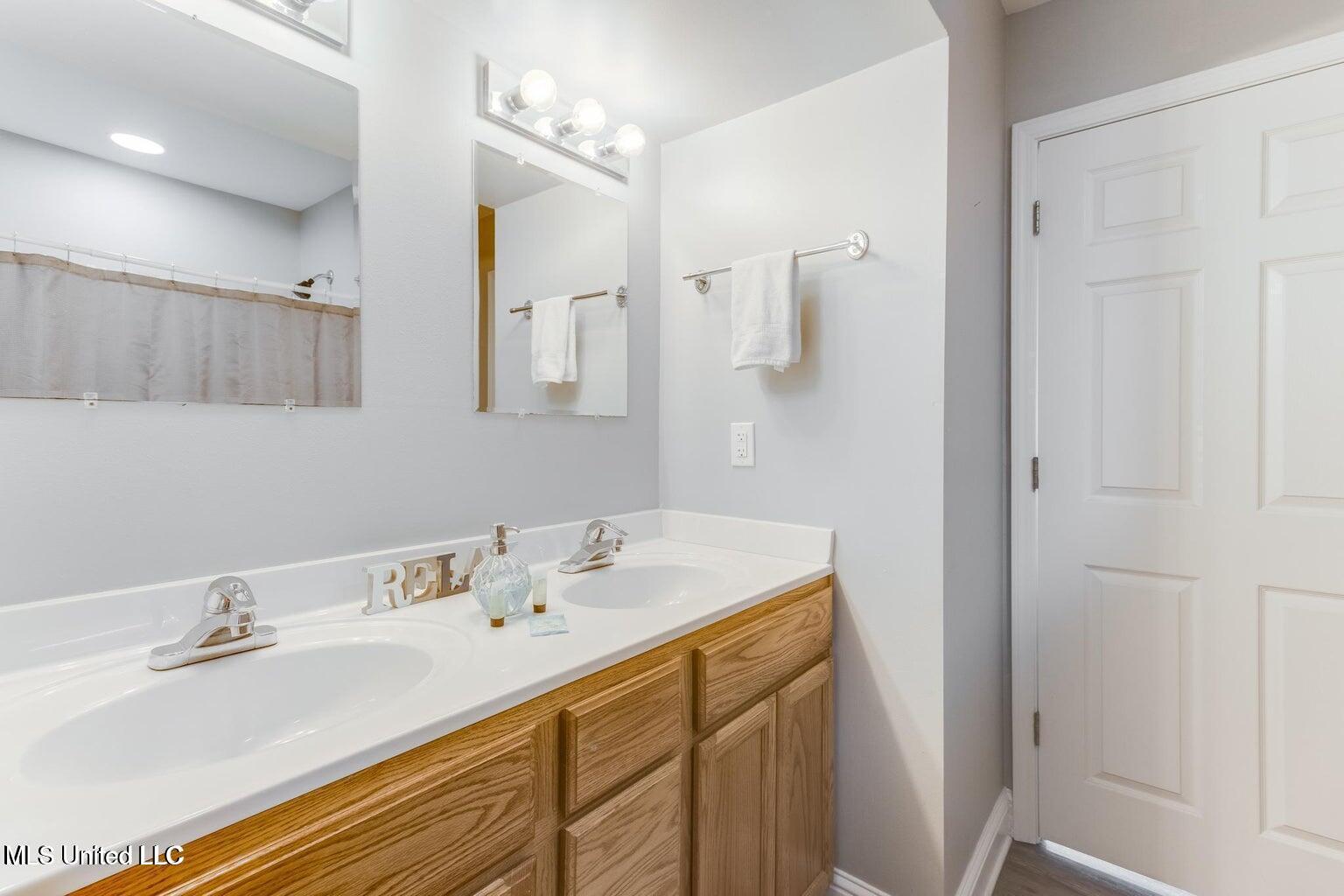 1664 Beach Boulevard Property Photo 10