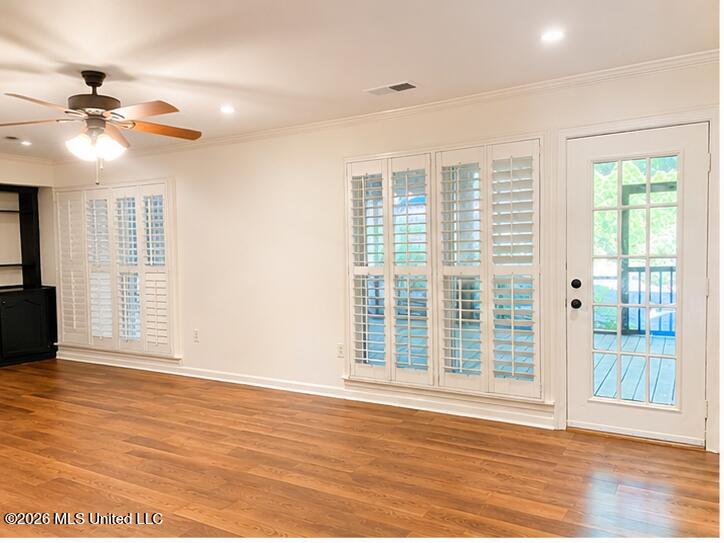 6705 Player Drive Property Photo 11