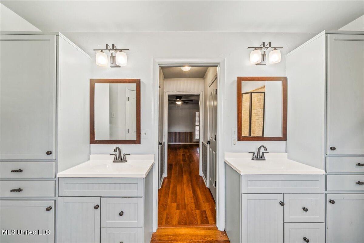 6705 Player Drive Property Photo 22