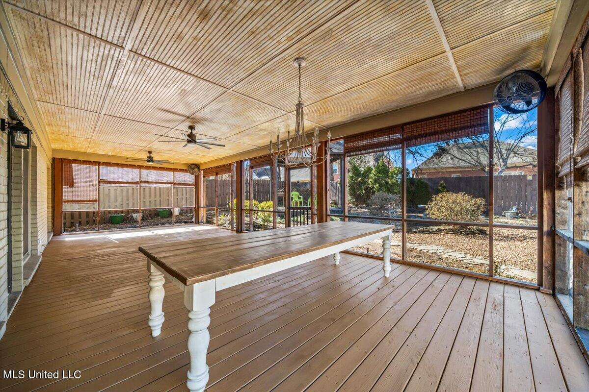 6705 Player Drive Property Photo 29