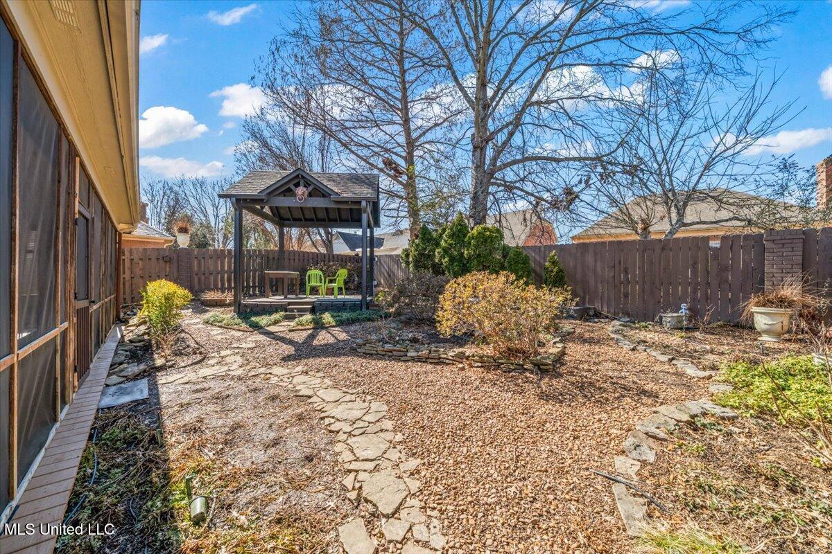 6705 Player Drive Property Photo 31