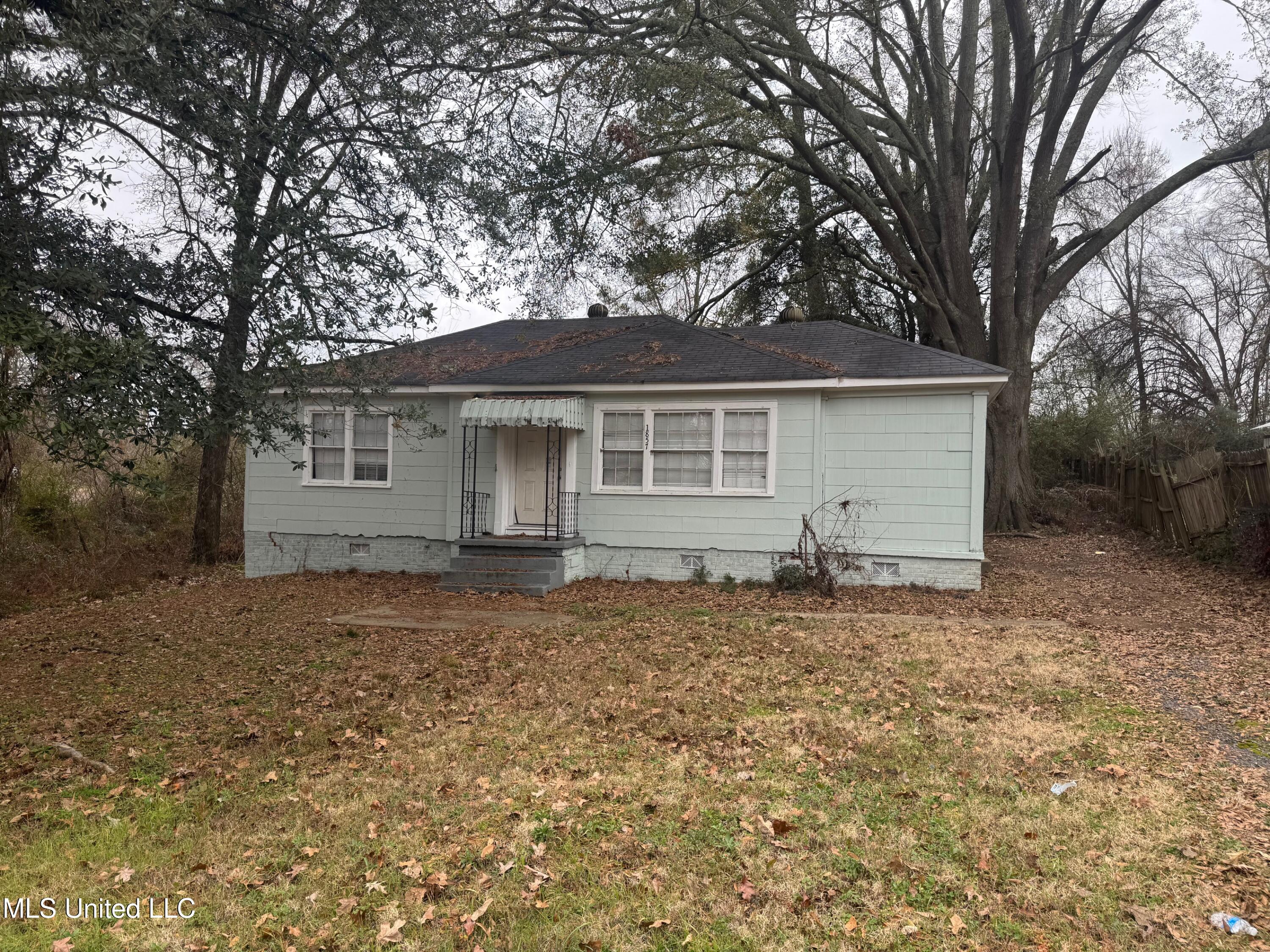 1857 Westover Street Property Photo 1