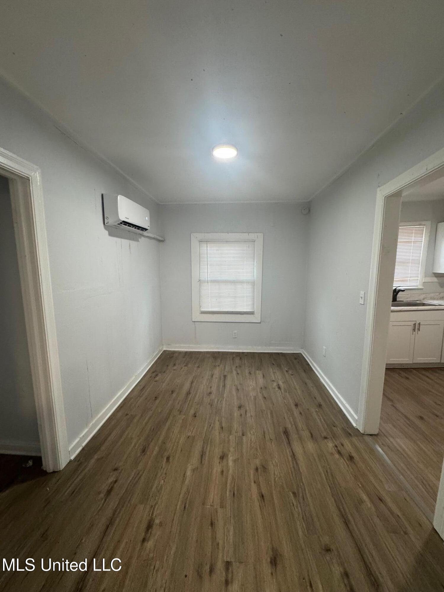 1857 Westover Street Property Photo 5