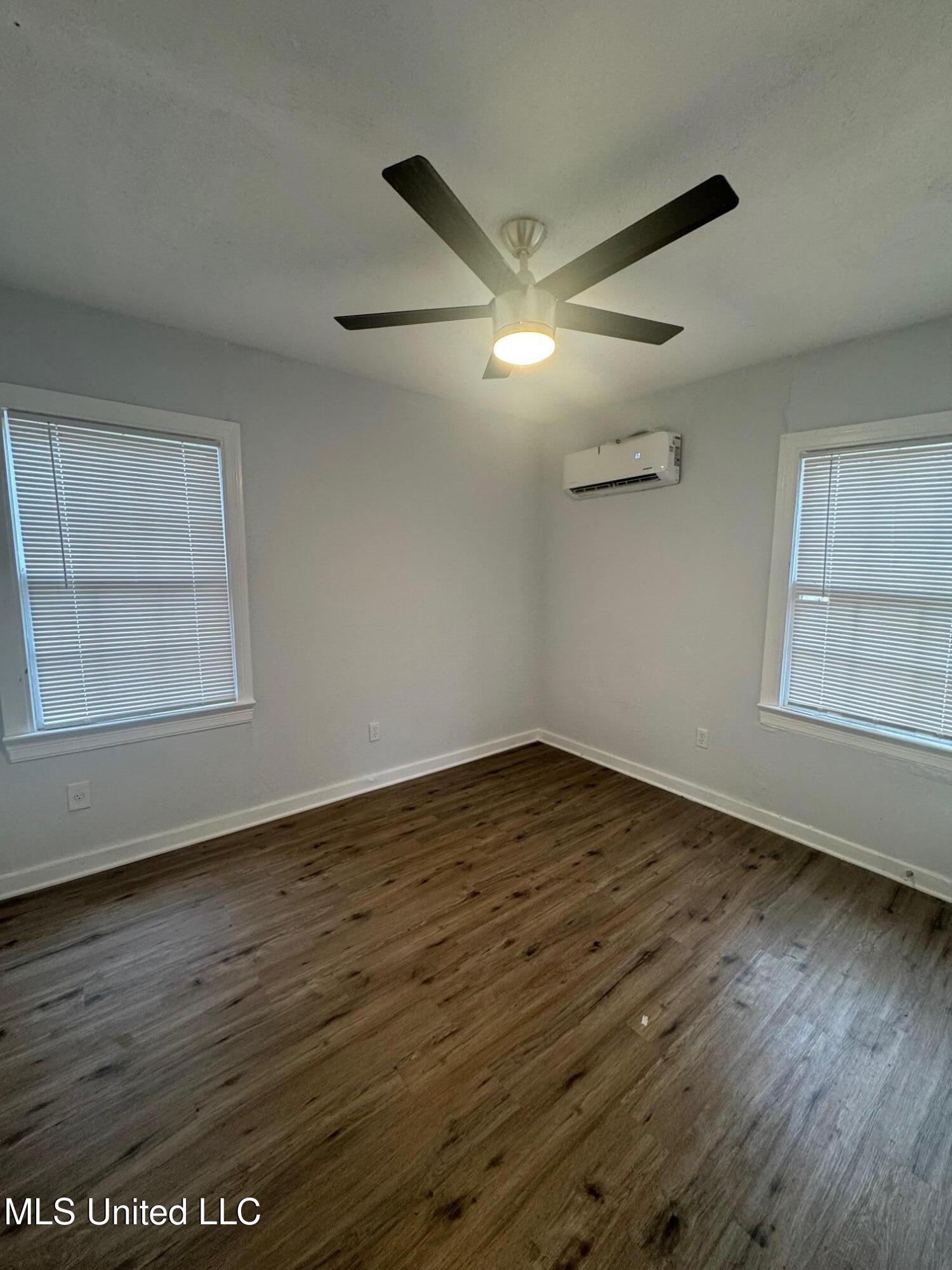 1857 Westover Street Property Photo 10