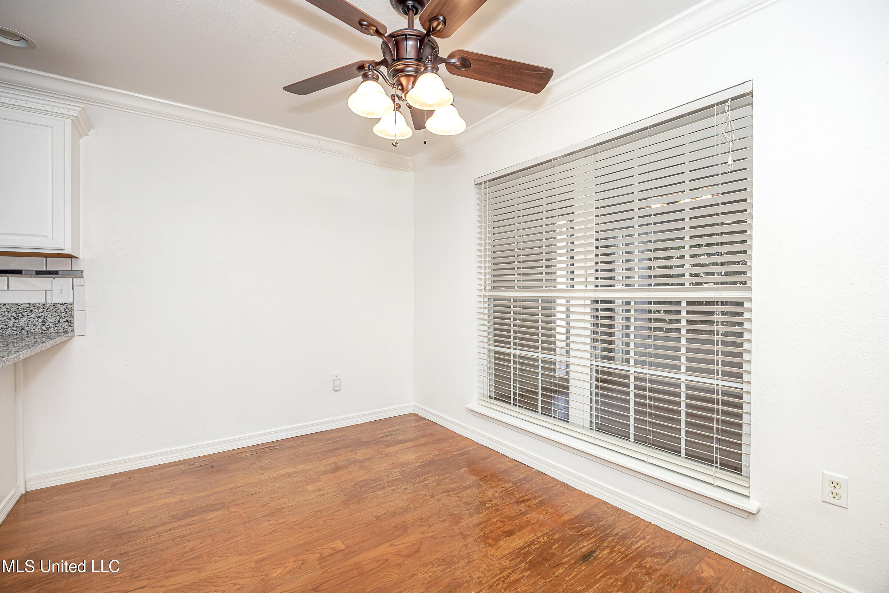 6816 Southwind Drive Property Photo 16
