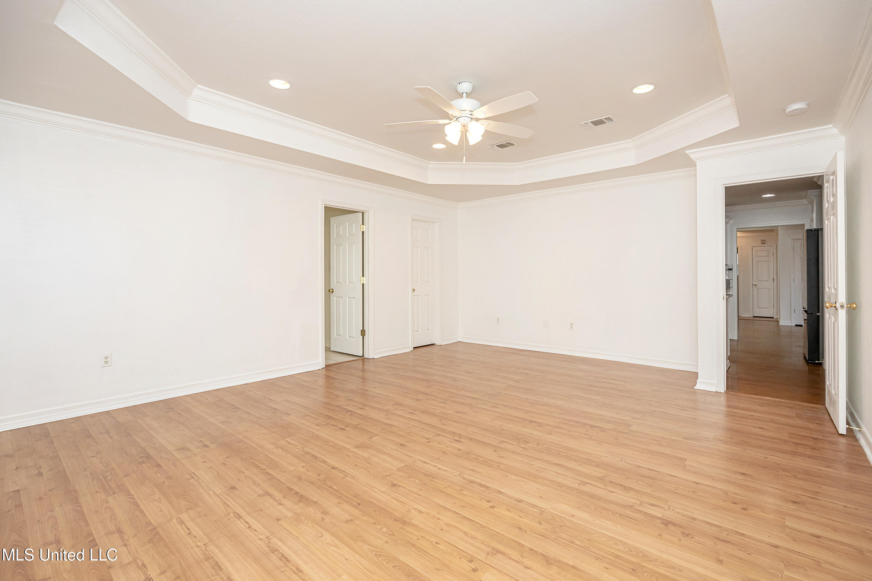 6816 Southwind Drive Property Photo 27