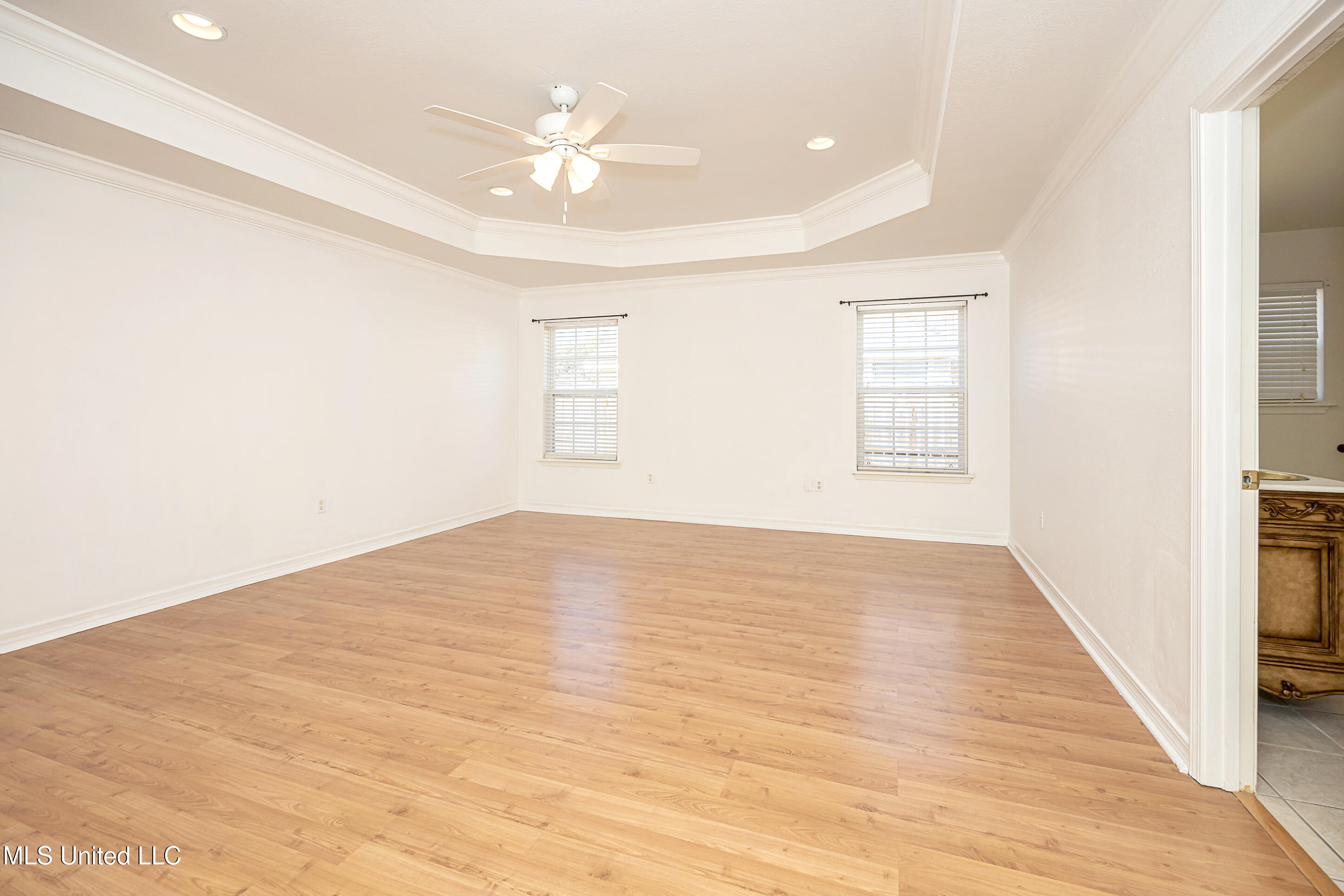 6816 Southwind Drive Property Photo 28