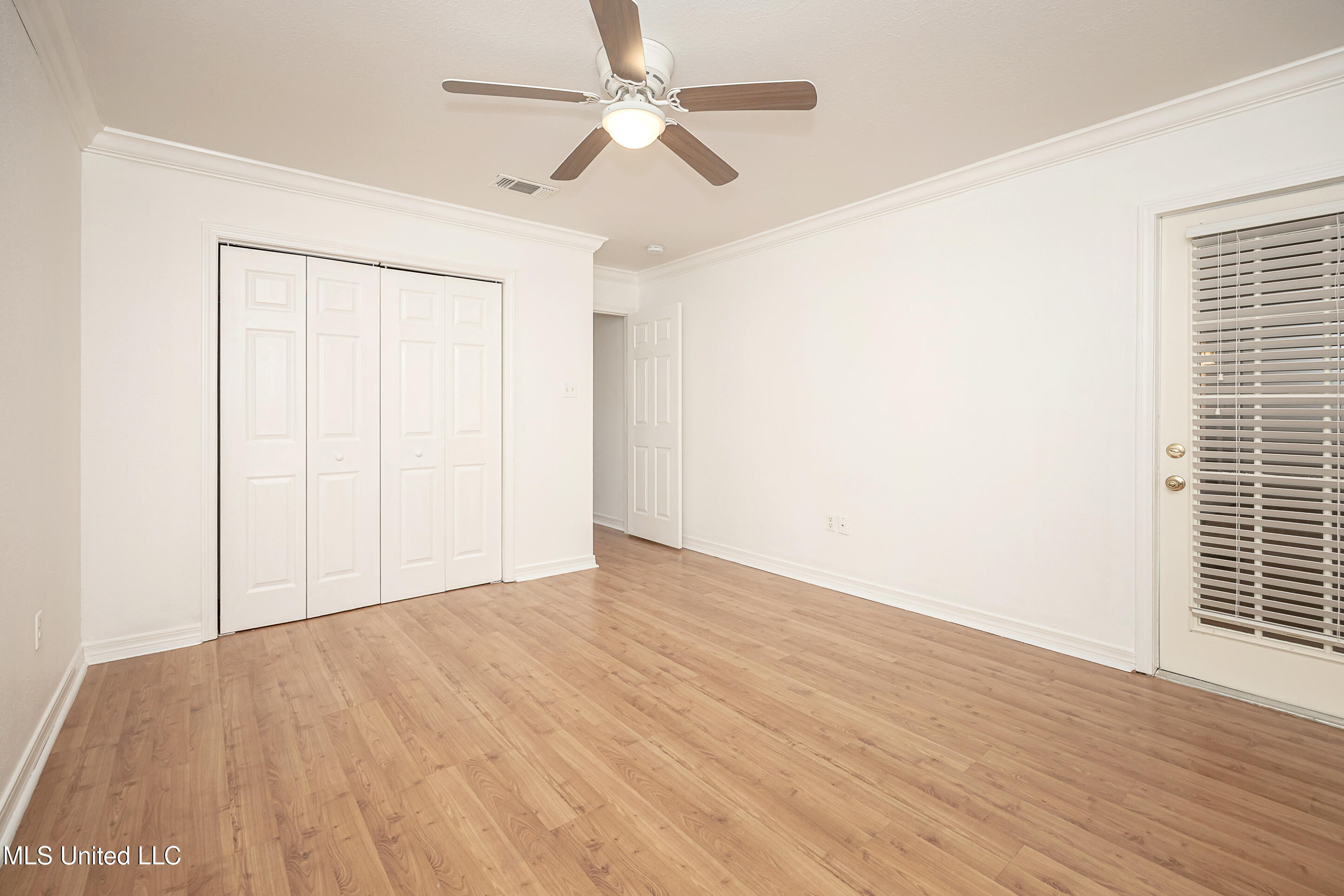 6816 Southwind Drive Property Photo 41