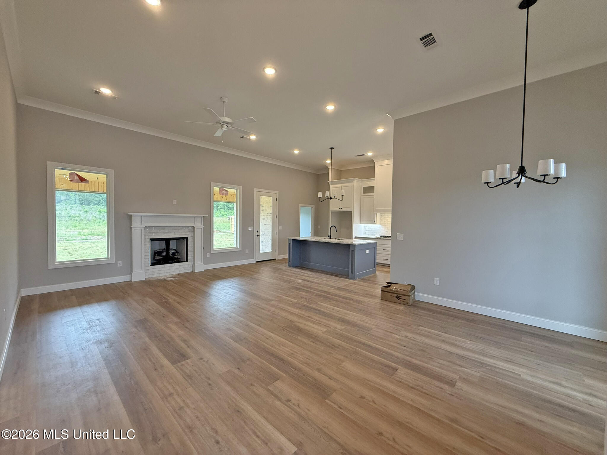 322 Tremont Drive Property Photo 2