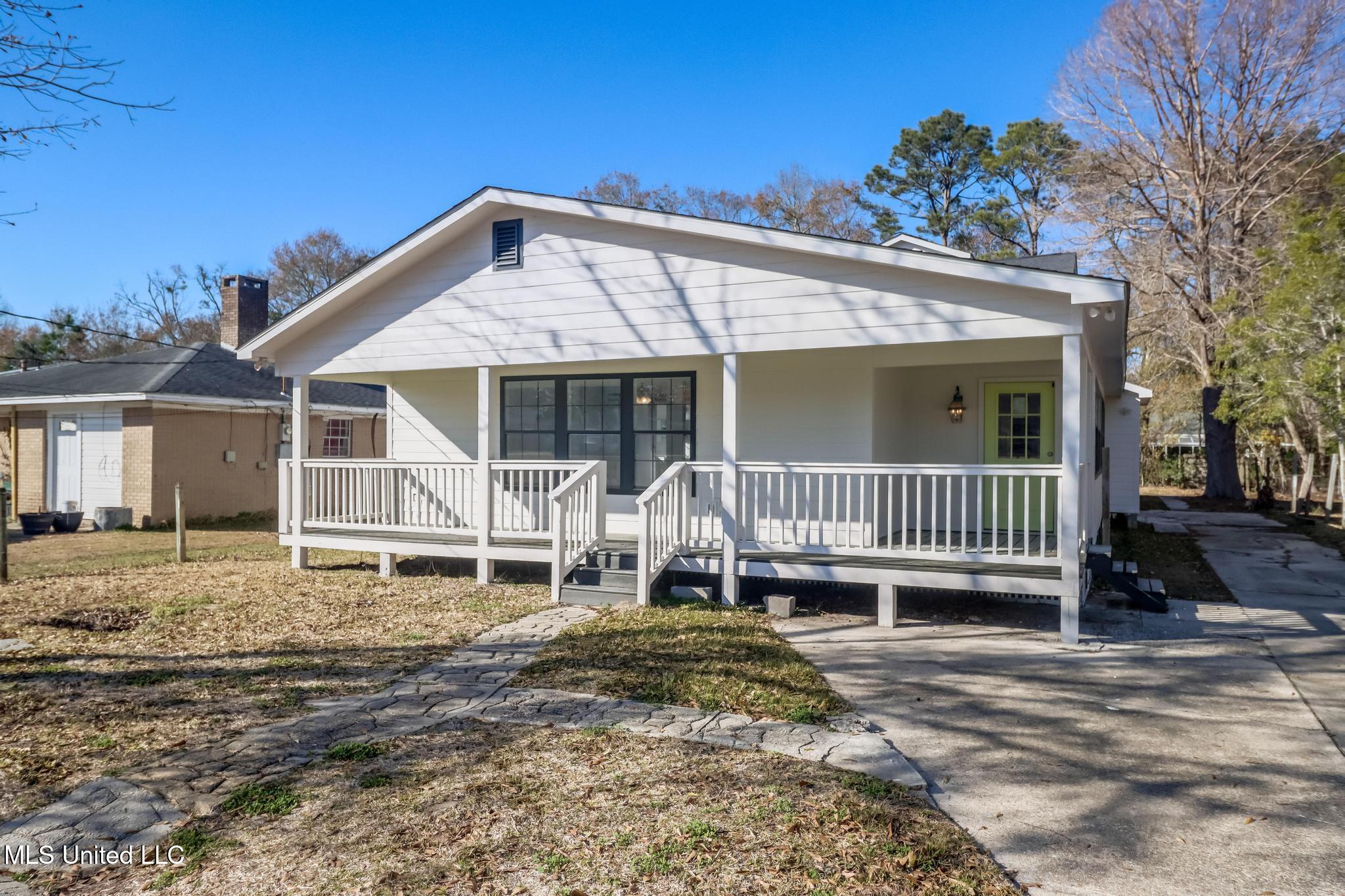 200 La Rosa Road Property Photo 31