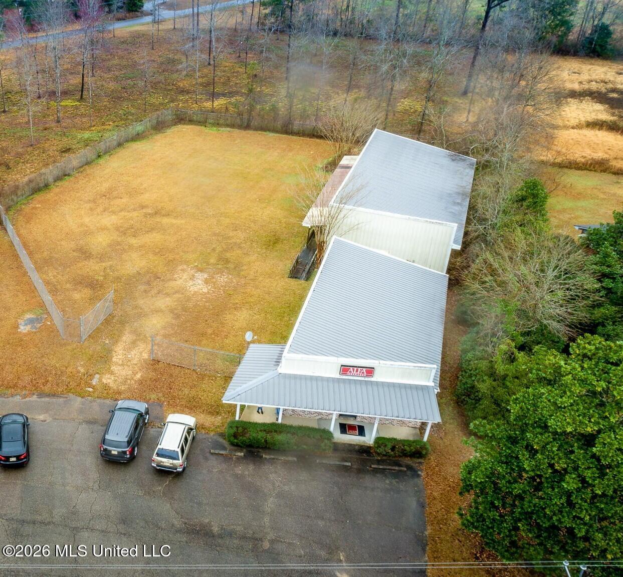 4694 Highway 53 Property Photo 1