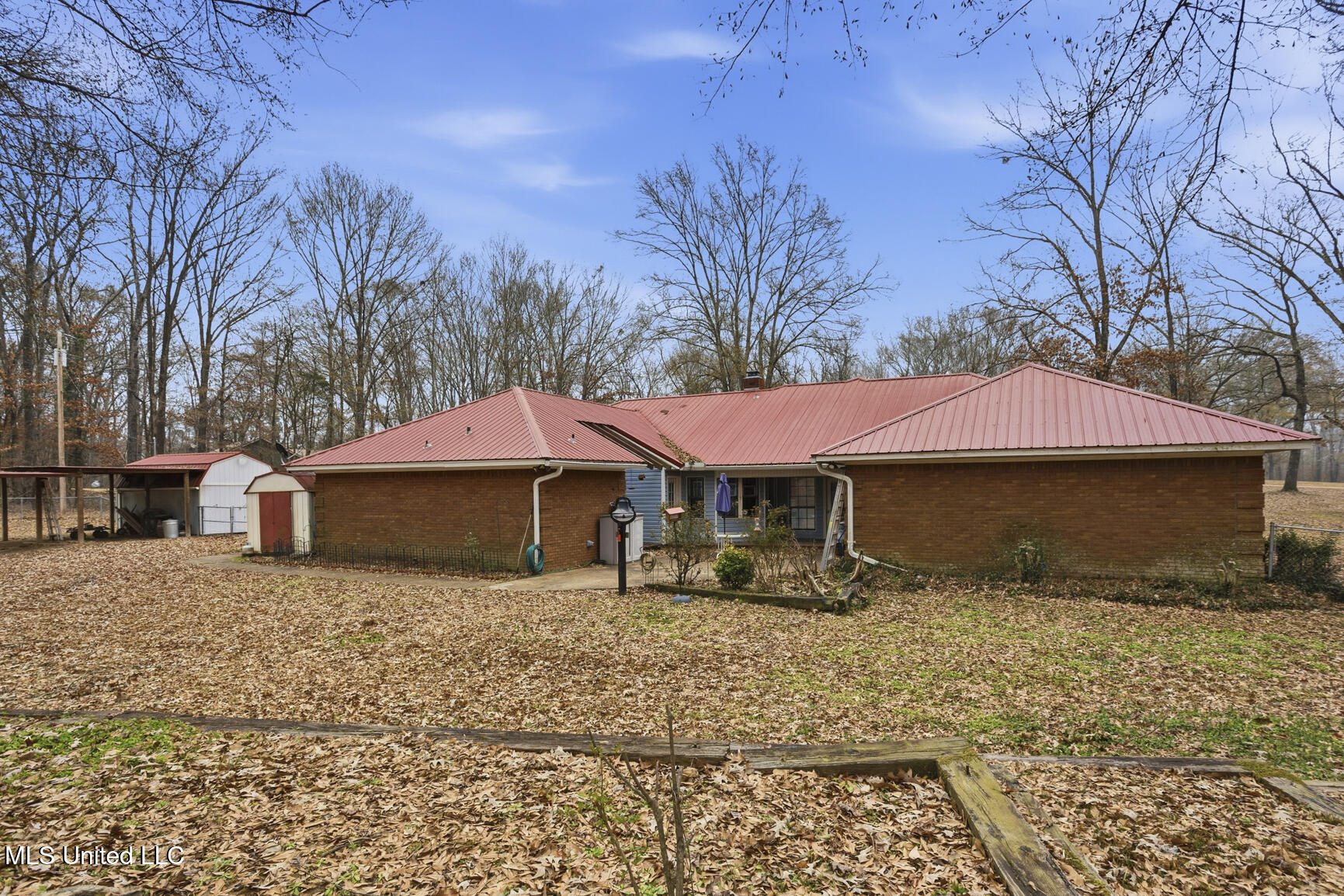 420 Shadow Lake Cove Property Photo 12