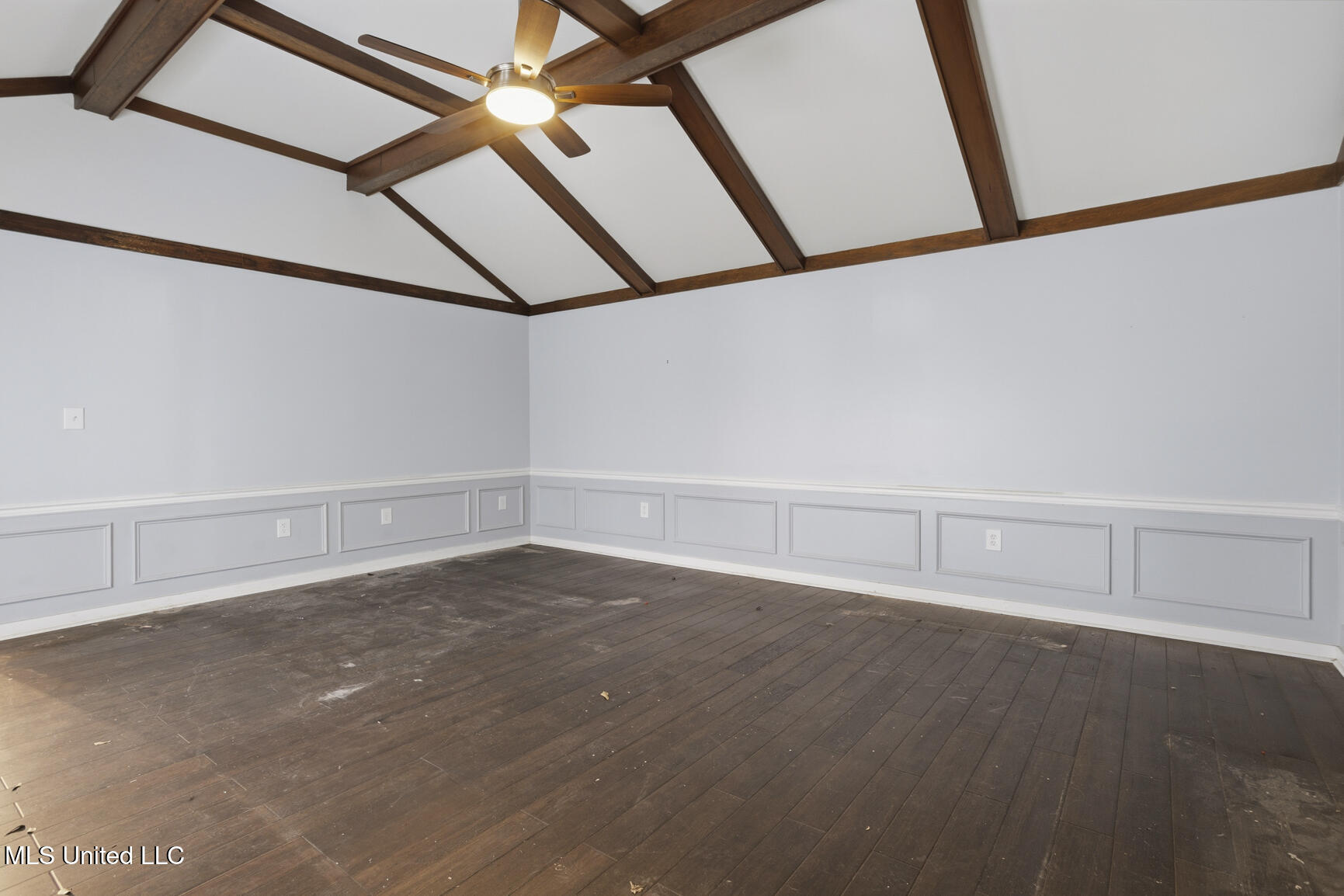 420 Shadow Lake Cove Property Photo 25