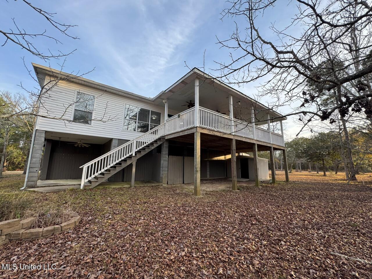 133 Poinsetta Loop Property Photo 3