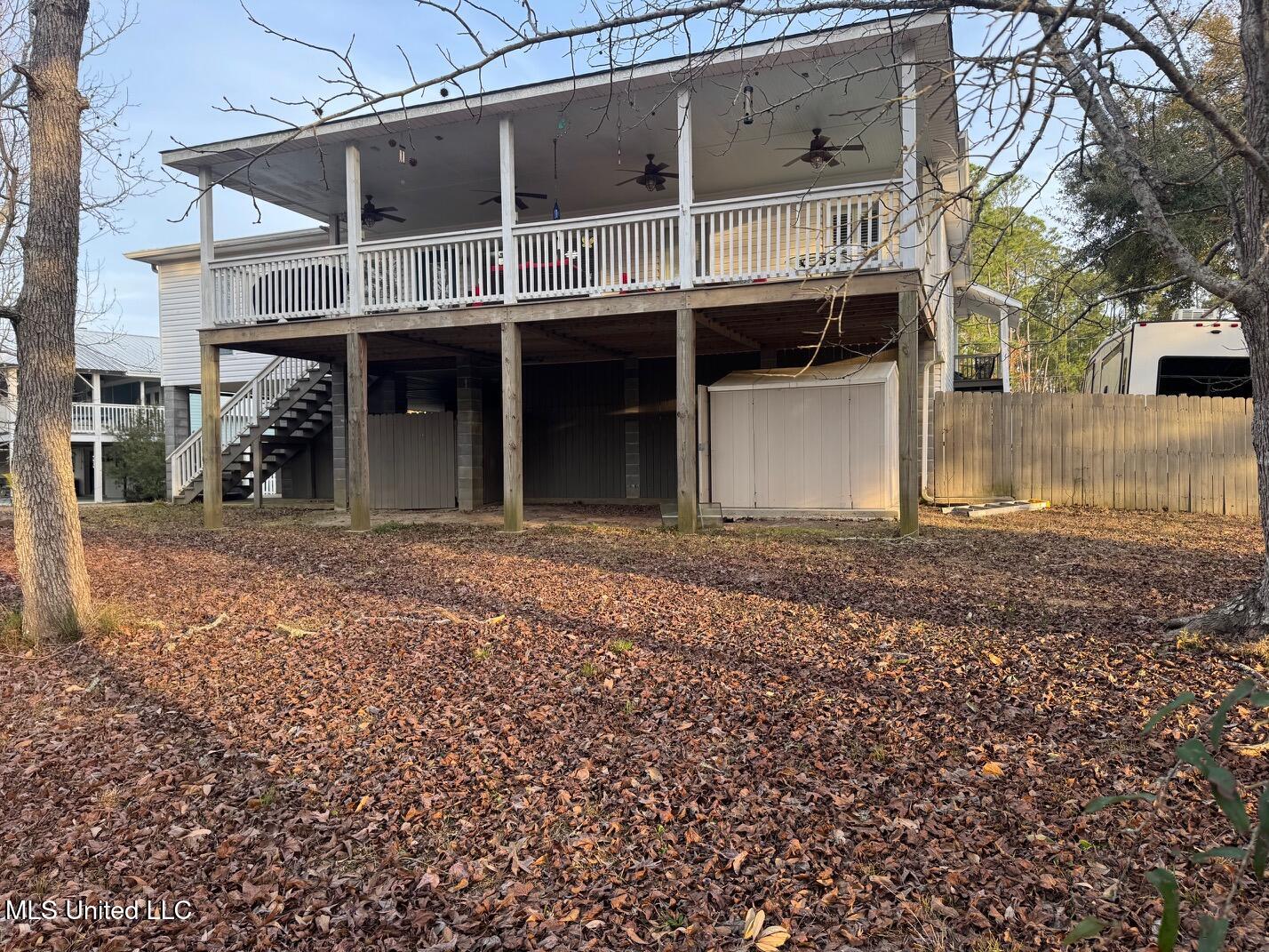 133 Poinsetta Loop Property Photo 4