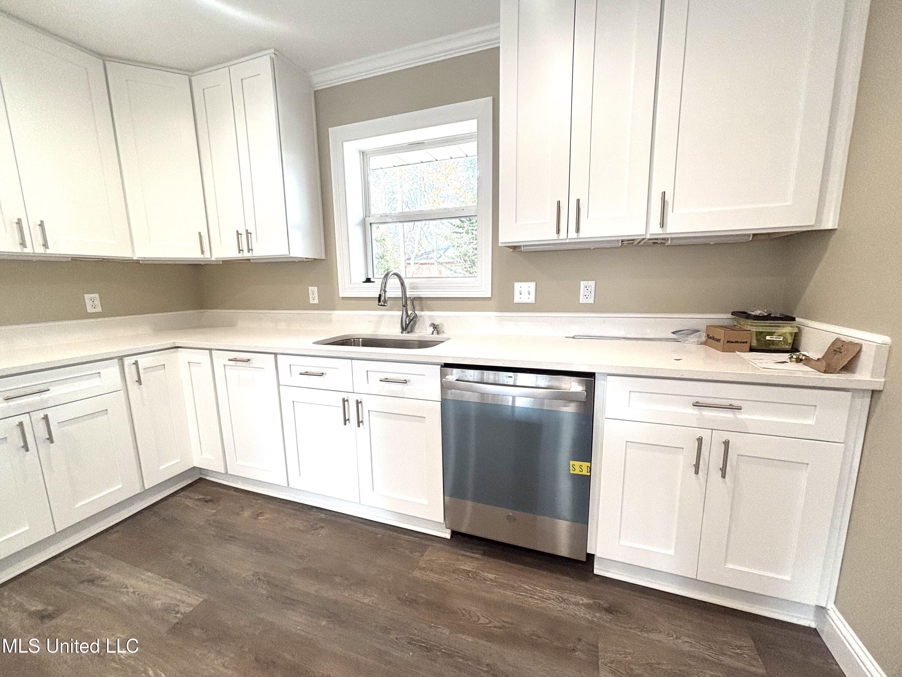 1500 Goodyear Boulevard Property Photo 10