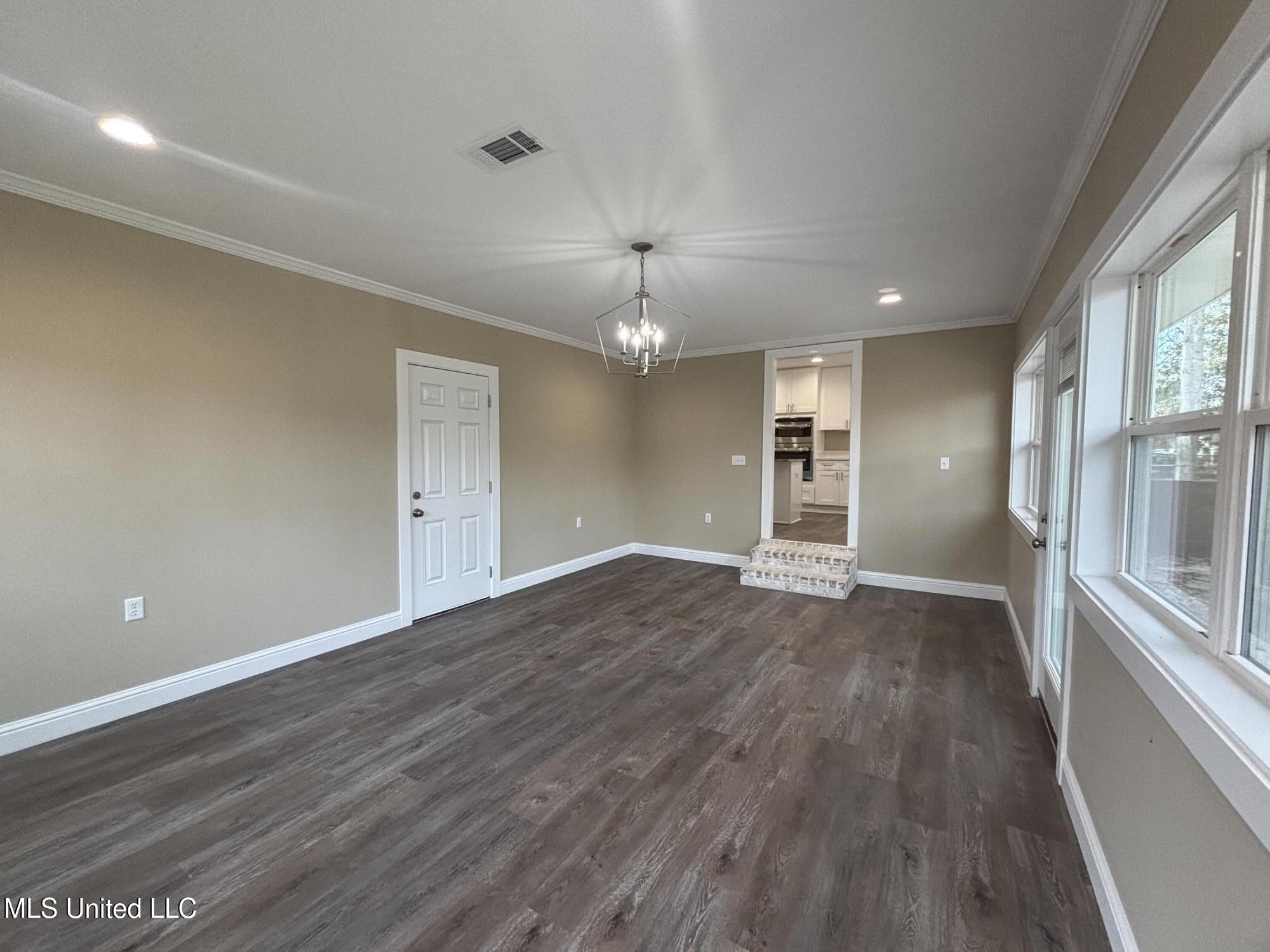 1500 Goodyear Boulevard Property Photo 12