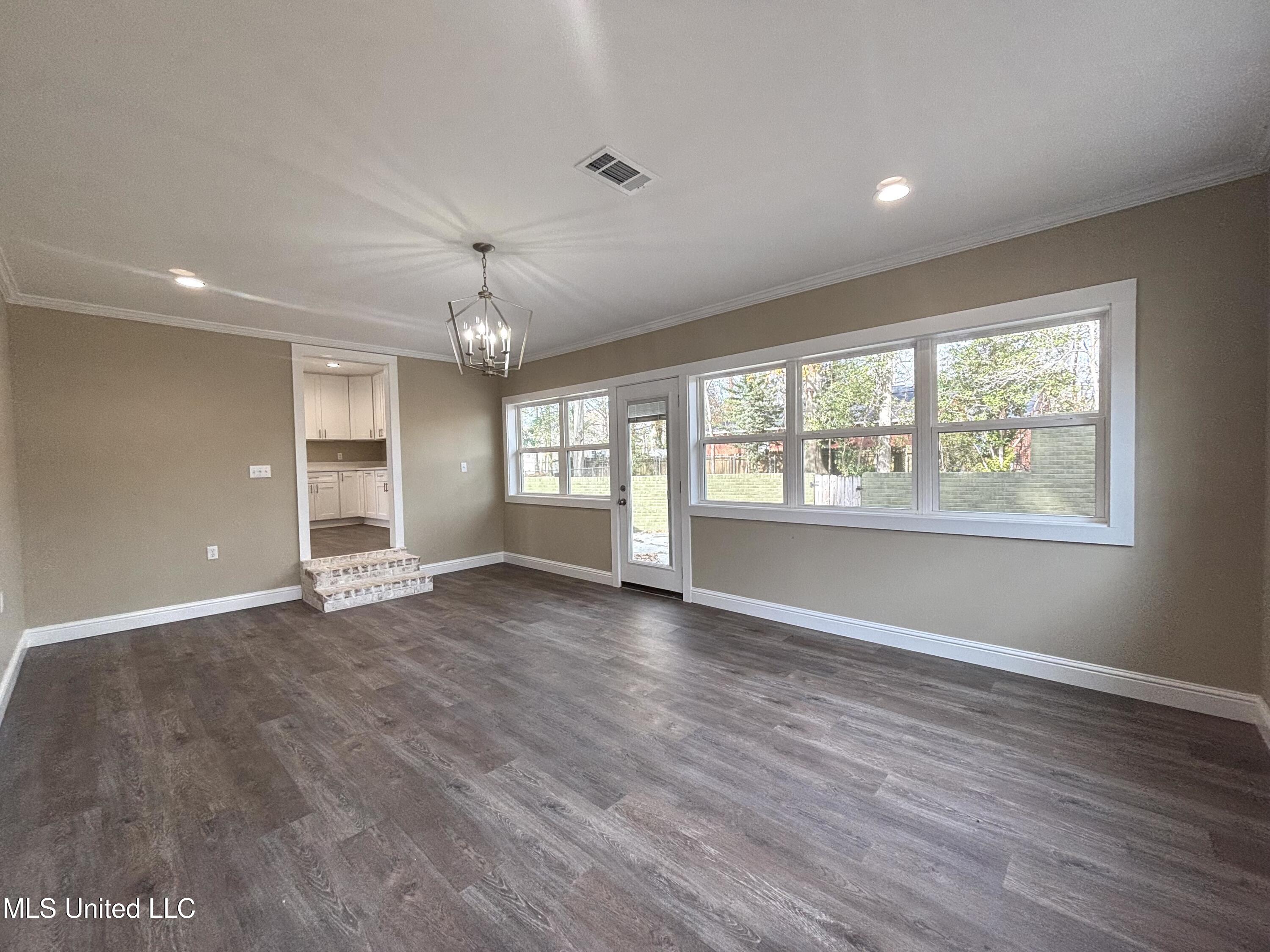 1500 Goodyear Boulevard Property Photo 13