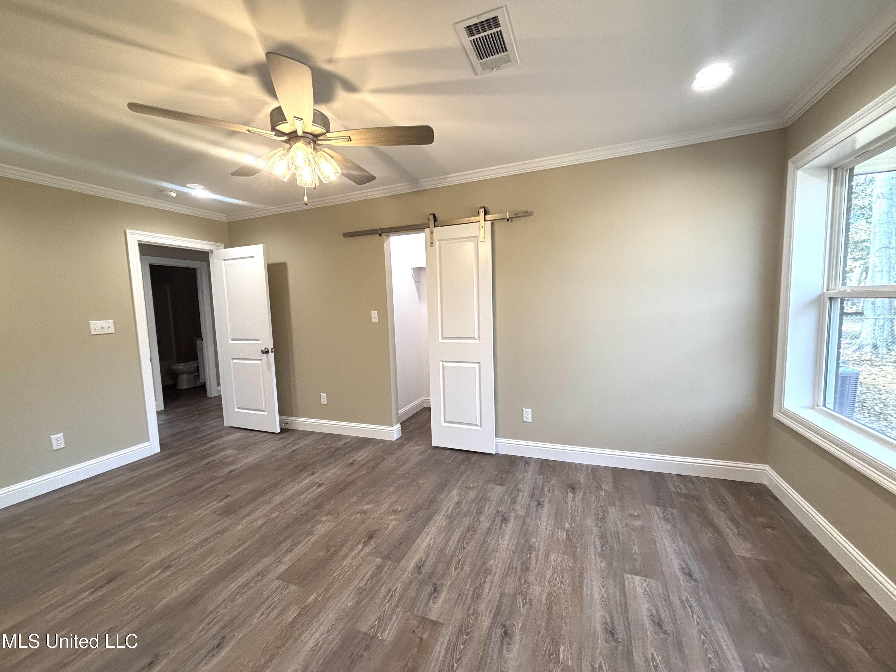 1500 Goodyear Boulevard Property Photo 17