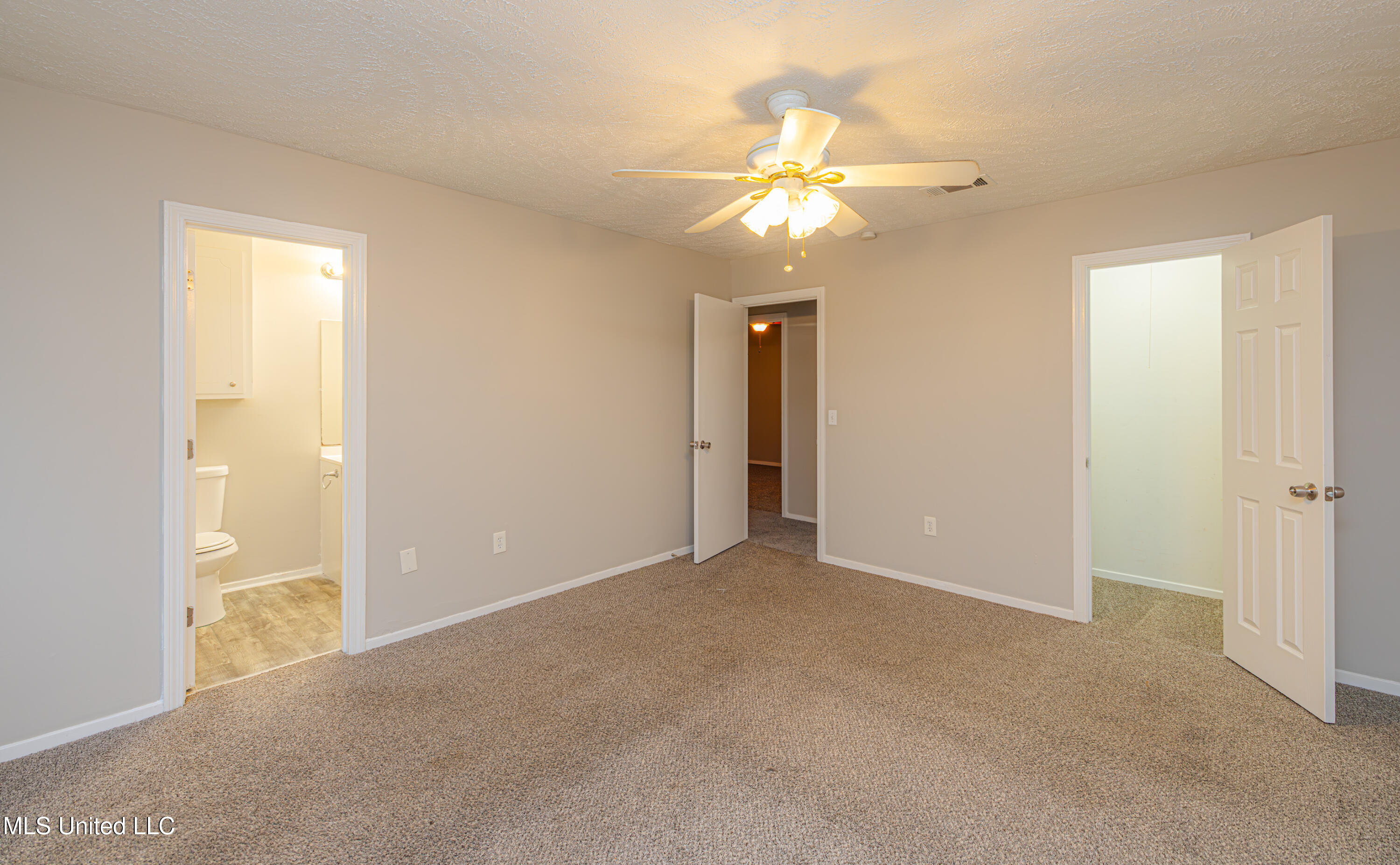 126 Pine Cove Property Photo 11