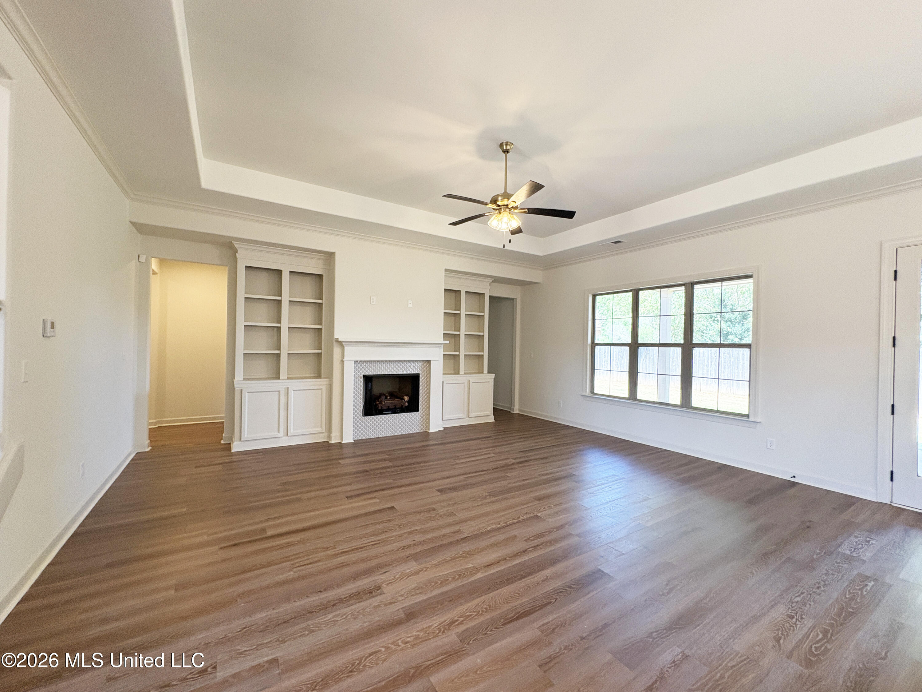 8054 Old Addison Drive Property Photo 2