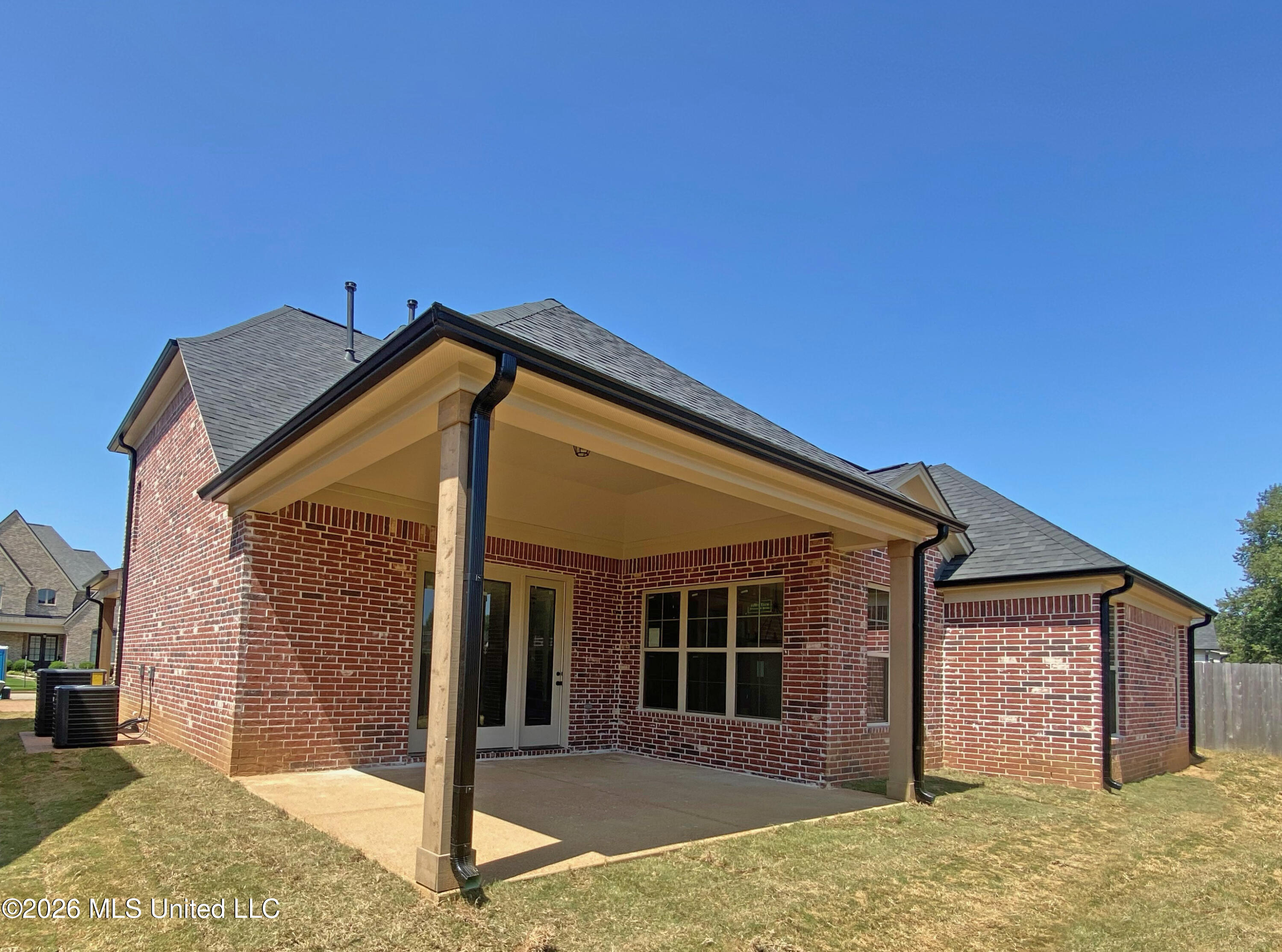 8066 Old Addison Drive Property Photo 2