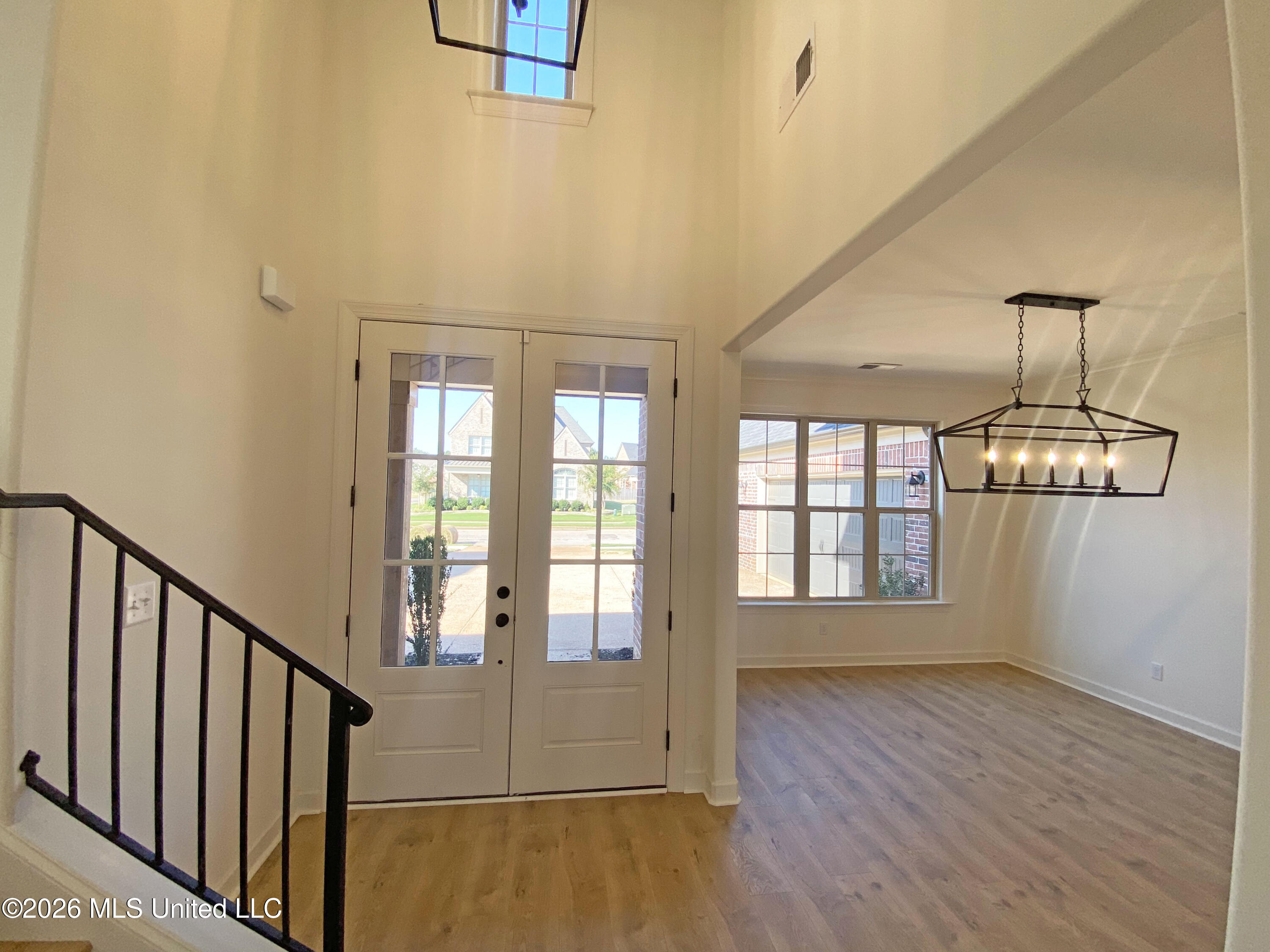 8066 Old Addison Drive Property Photo 2