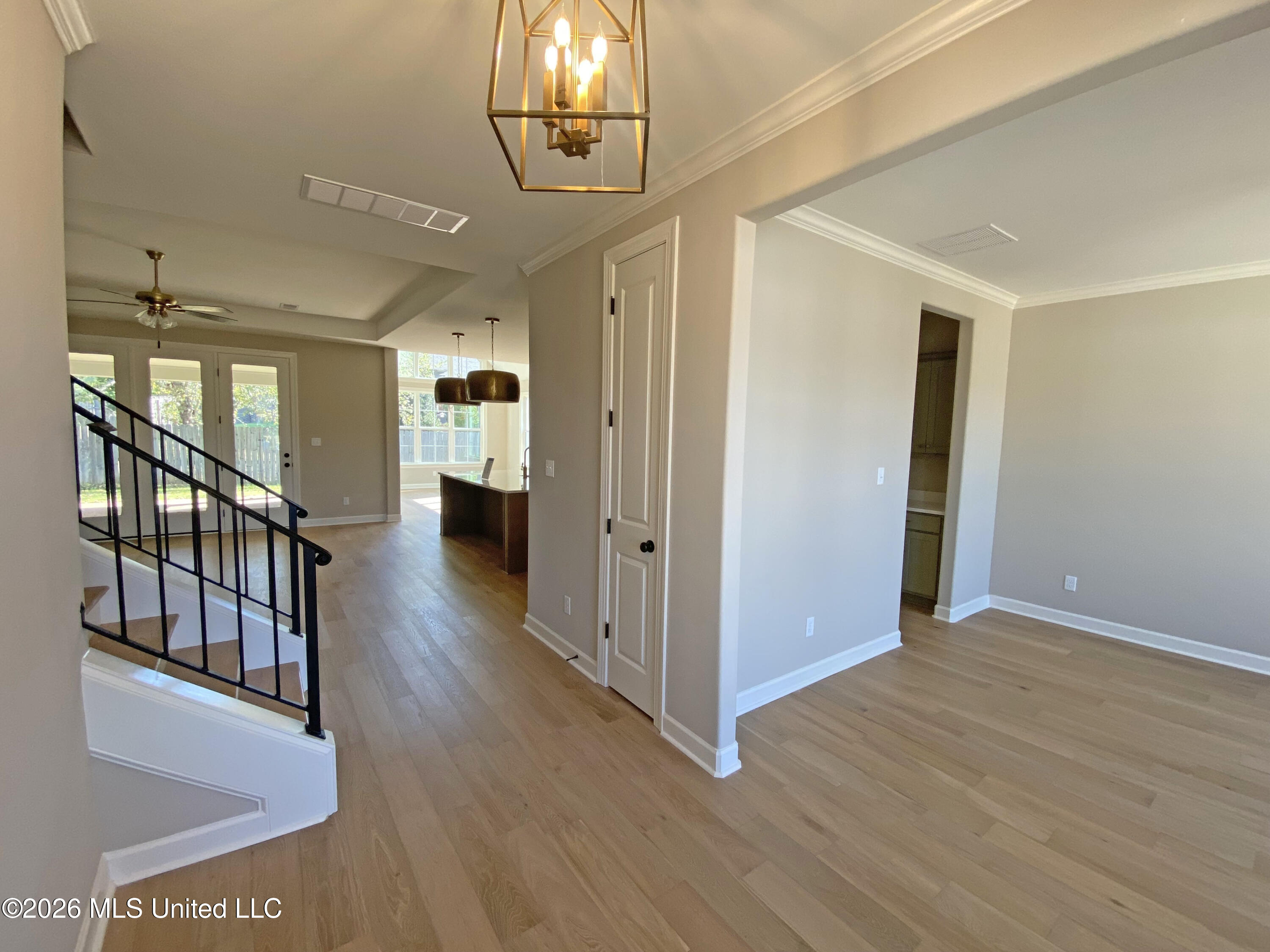 8058 Old Addison Drive Property Photo 3