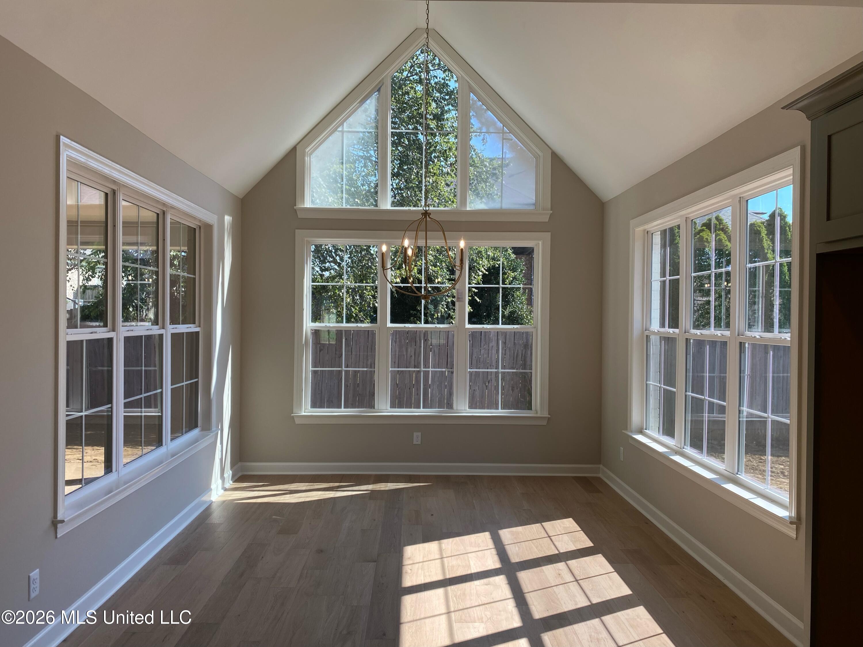 8058 Old Addison Drive Property Photo 4